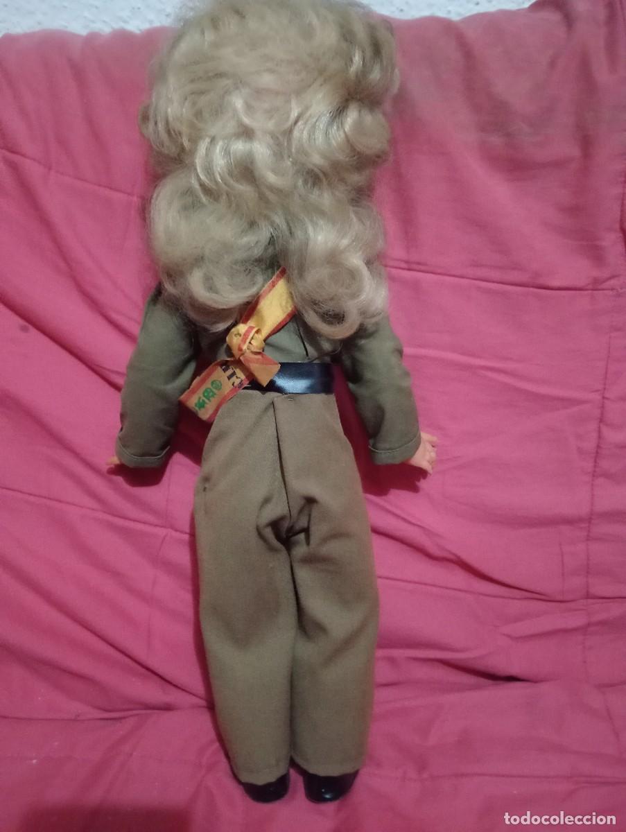 Mu&ntilde;ecas espa&ntilde;olas modernas: MU&Ntilde;ECA VESTIDA DE MILITAR - Foto 2