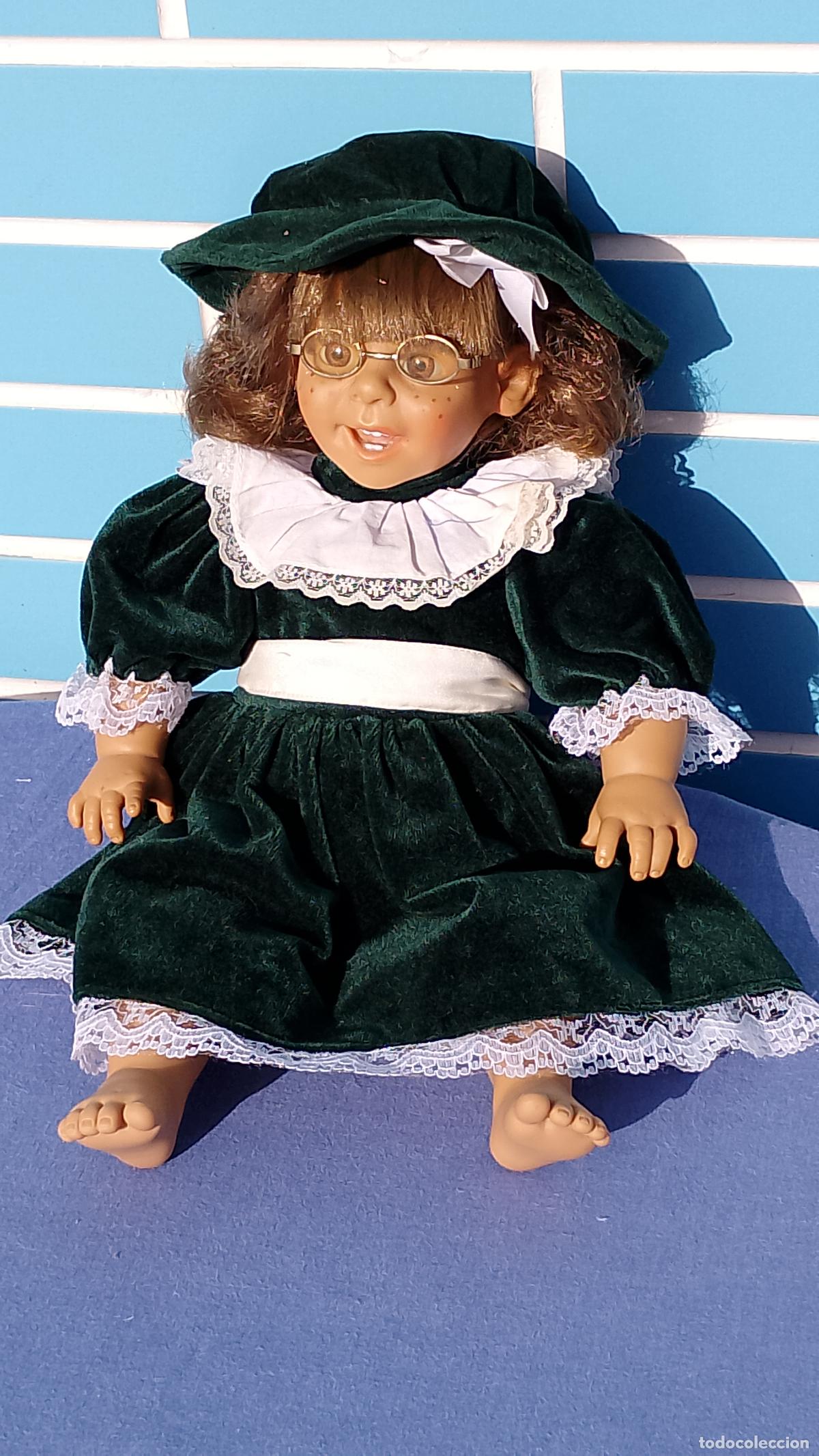 Mu&ntilde;ecas espa&ntilde;olas modernas: Antigua mu&ntilde;eca Gestitos Expression Doll con gafas - Foto 1