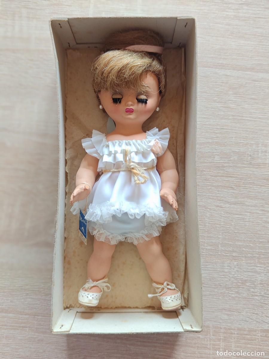 Mu&ntilde;ecas espa&ntilde;olas modernas: Mu&ntilde;eca. Mariol&iacute;n en su caja. - Foto 2
