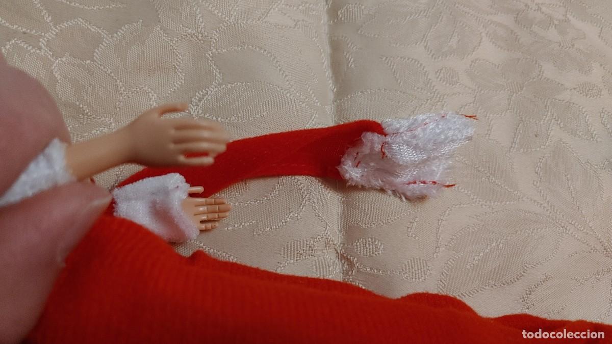 Mu&ntilde;ecas espa&ntilde;olas modernas: mu&ntilde;eca barbie de navidad,perfecto estado - Foto 5