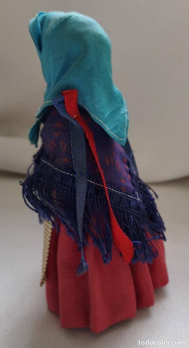 Mu&ntilde;ecas espa&ntilde;olas modernas: Vieja mu&ntilde;eca. Sin m&aacute;s datos. - Foto 2