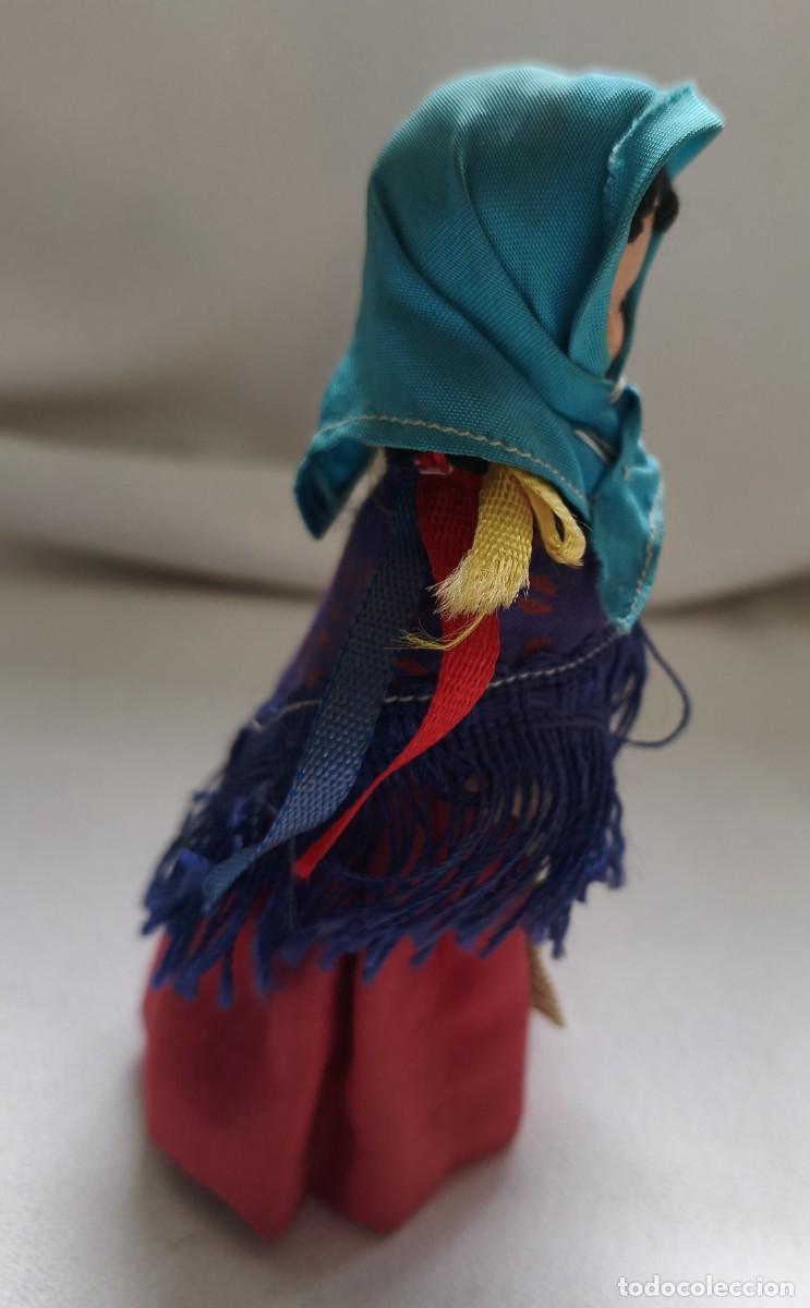 Mu&ntilde;ecas espa&ntilde;olas modernas: Vieja mu&ntilde;eca. Sin m&aacute;s datos. - Foto 4
