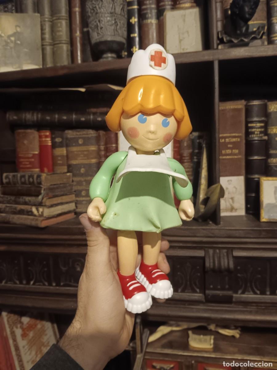 Mu&ntilde;ecas espa&ntilde;olas modernas: mu&ntilde;eca Patt enfermera - Foto 1