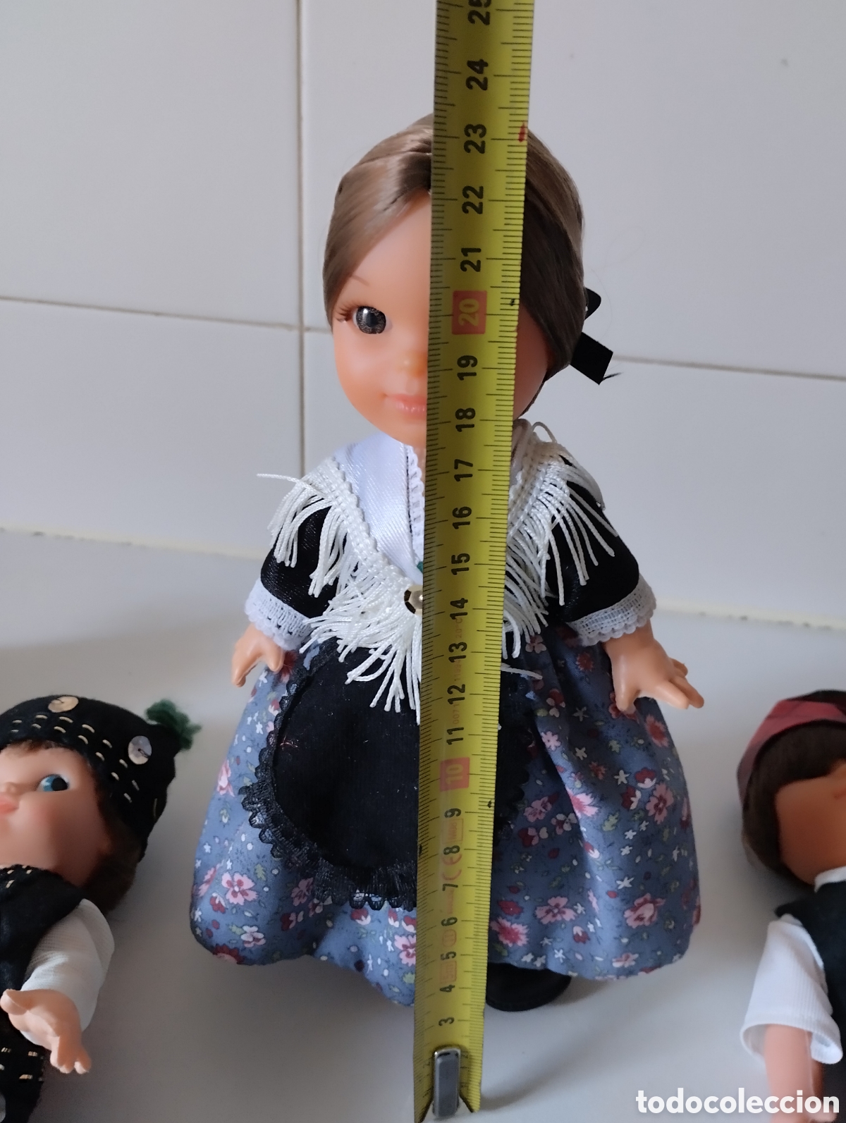Mu&ntilde;ecas espa&ntilde;olas modernas: Mu&ntilde;ecos con trajes regionales. - Foto 5