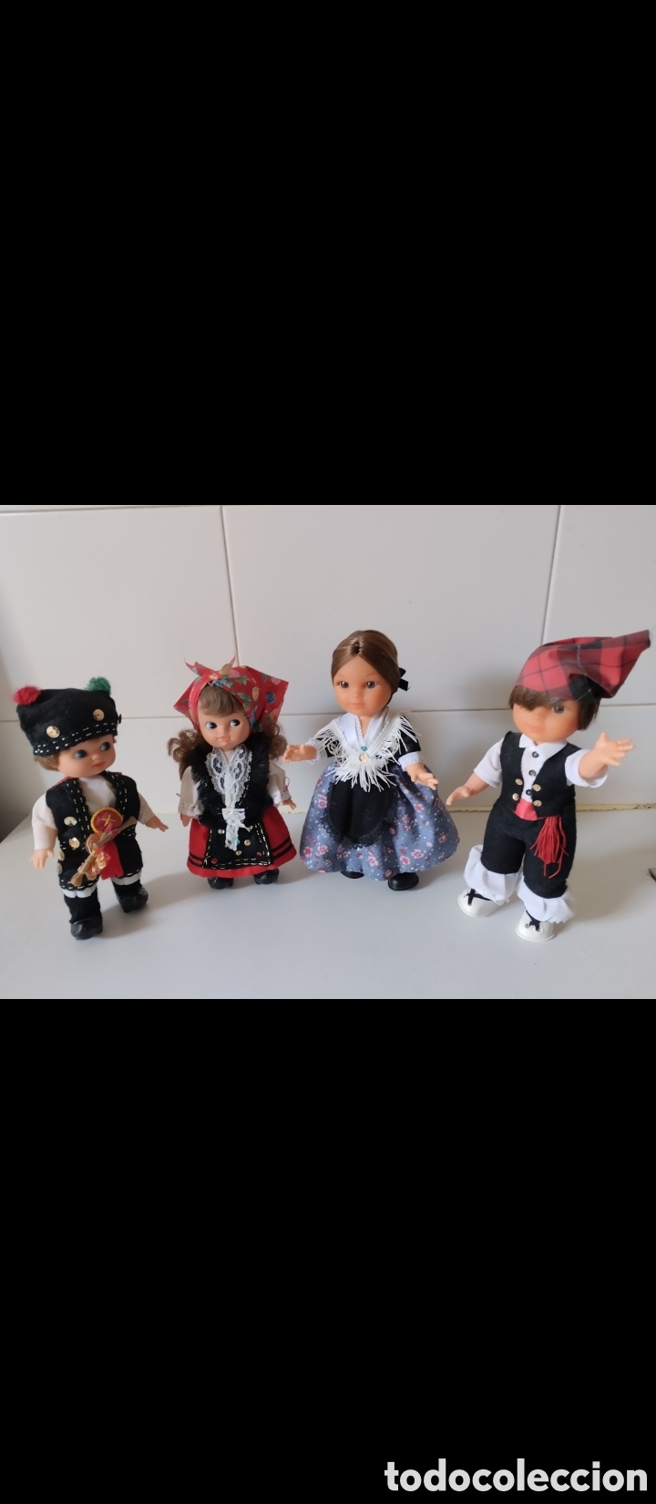Mu&ntilde;ecas espa&ntilde;olas modernas: Mu&ntilde;ecos con trajes regionales. - Foto 1