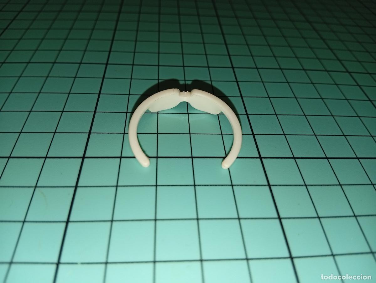 Mu&ntilde;ecas espa&ntilde;olas modernas: Gafas de mu&ntilde;eca Chabel Feber - Foto 3