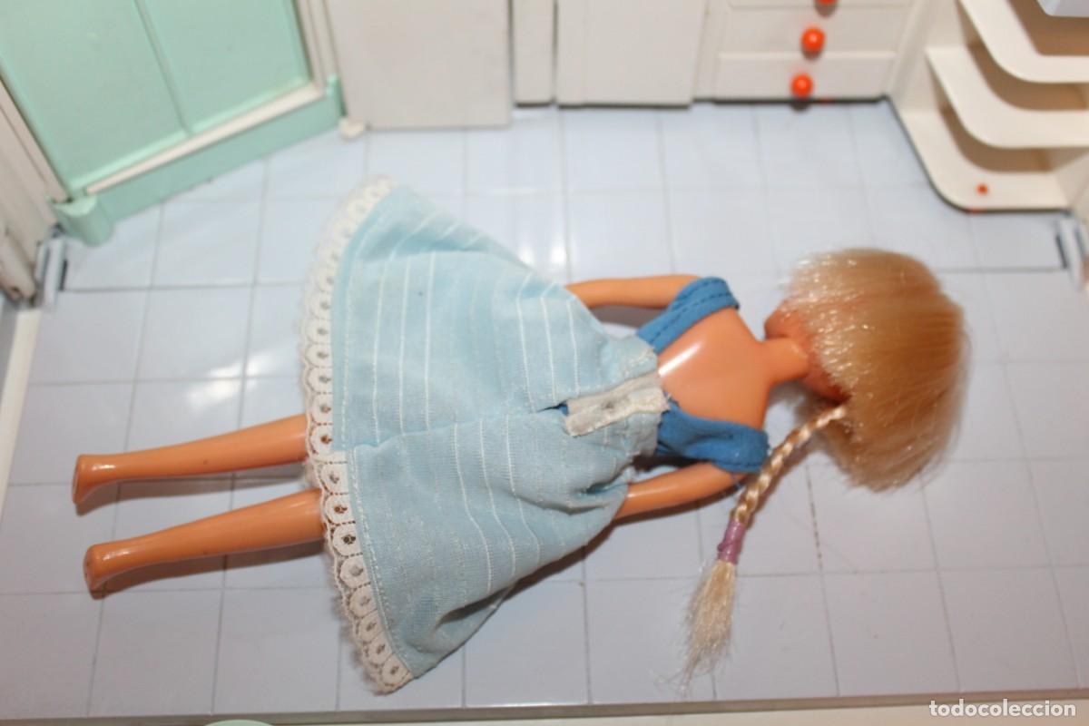 Mu&ntilde;ecas espa&ntilde;olas modernas: VILLA CHABEL DE FEBER CON MU&Ntilde;ECA Y COMPLEMENTOS - A&Ntilde;OS 80 - Foto 25