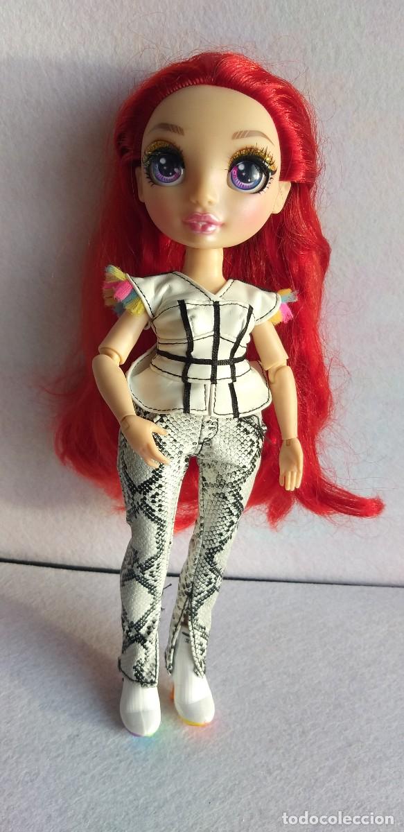 Mu&ntilde;ecas espa&ntilde;olas modernas: MU&Ntilde;ECA RUBY - RAINBOW HIGH - Foto 1