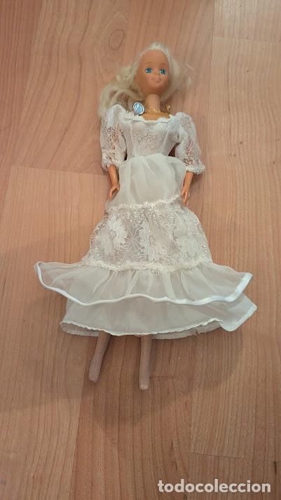 Mu&ntilde;ecas espa&ntilde;olas modernas: MU&Ntilde;ECA CON VESTIDO BLANCO - Foto 1