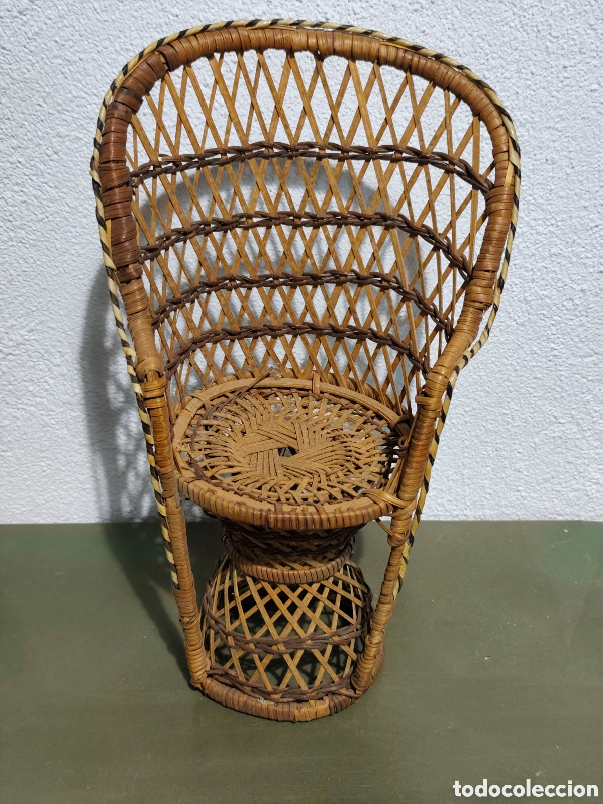 Mu&ntilde;ecas espa&ntilde;olas modernas: Sill&oacute;n de mimbre para mu&ntilde;ecas. Estilo Emmanuel - Foto 1