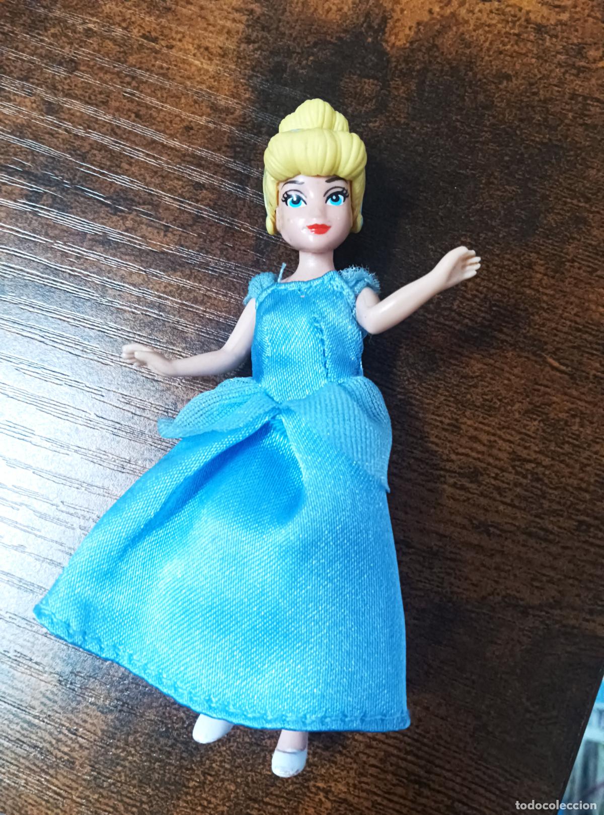 Mu&ntilde;ecas espa&ntilde;olas modernas: Mu&ntilde;eca de La CENICIENTA de DISNEY. - Foto 1
