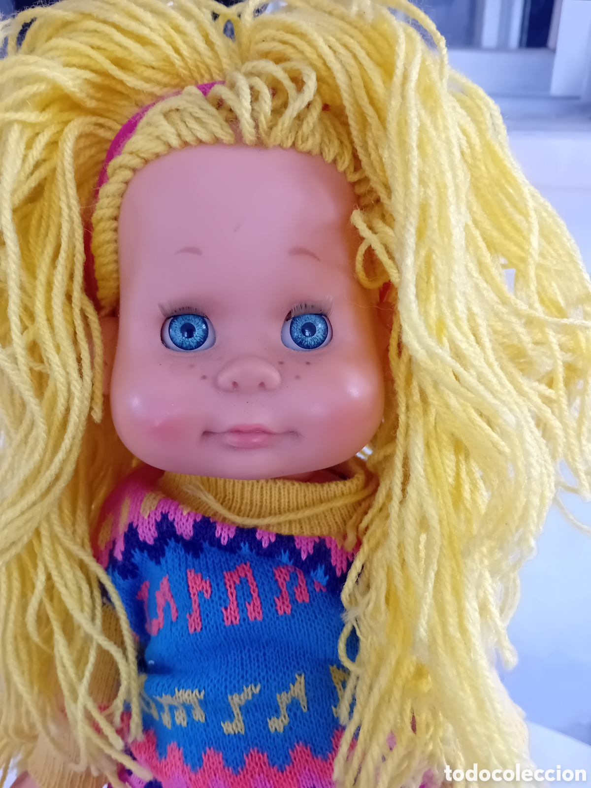 Mu&ntilde;ecas espa&ntilde;olas modernas: falca mu&ntilde;eca rubia ochentera - Foto 2