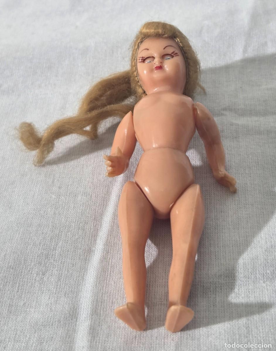 Mu&ntilde;ecas espa&ntilde;olas modernas: Mu&ntilde;eca de celuloide o plastico, ojos basculantes - Foto 2