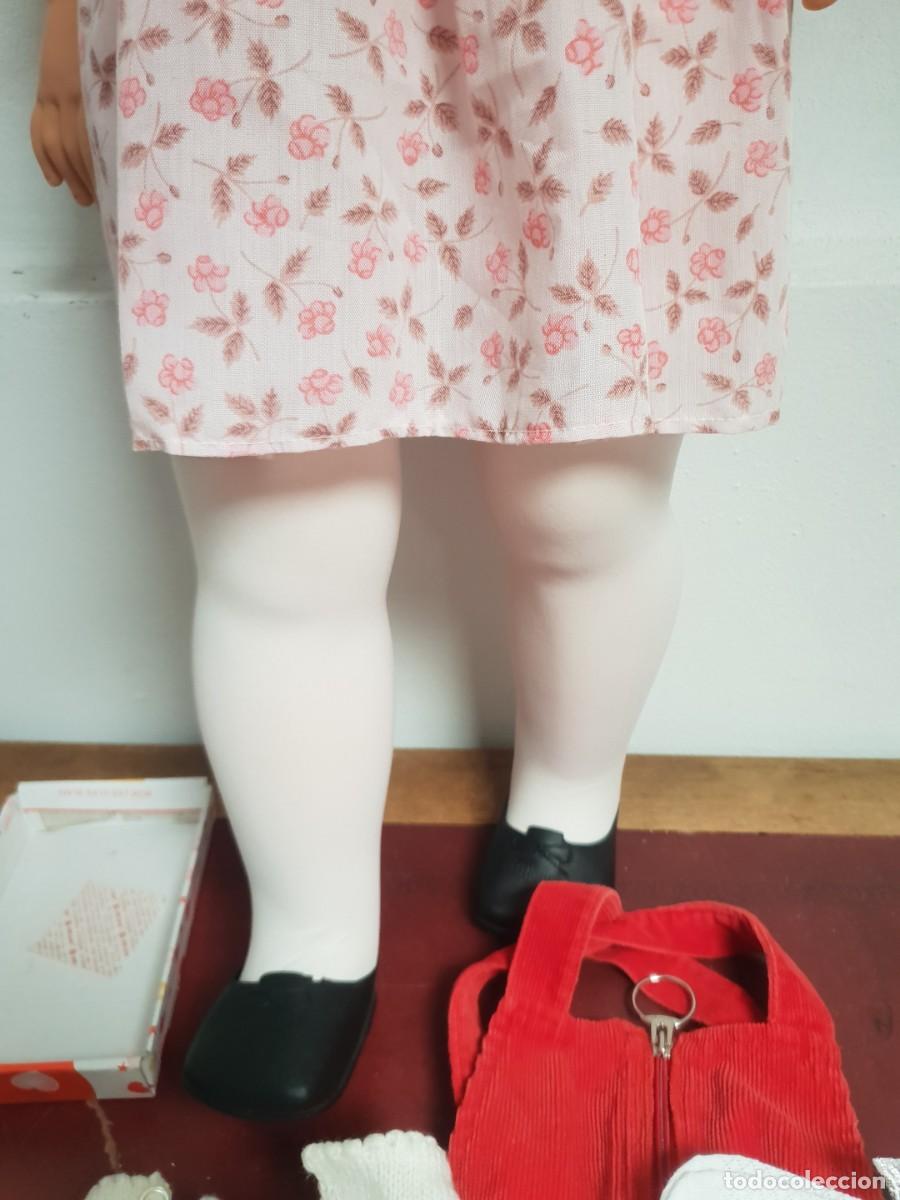 Mu&ntilde;ecas espa&ntilde;olas modernas: Mu&ntilde;eca Rosaura de jesmar con complementos como nueva - Foto 4