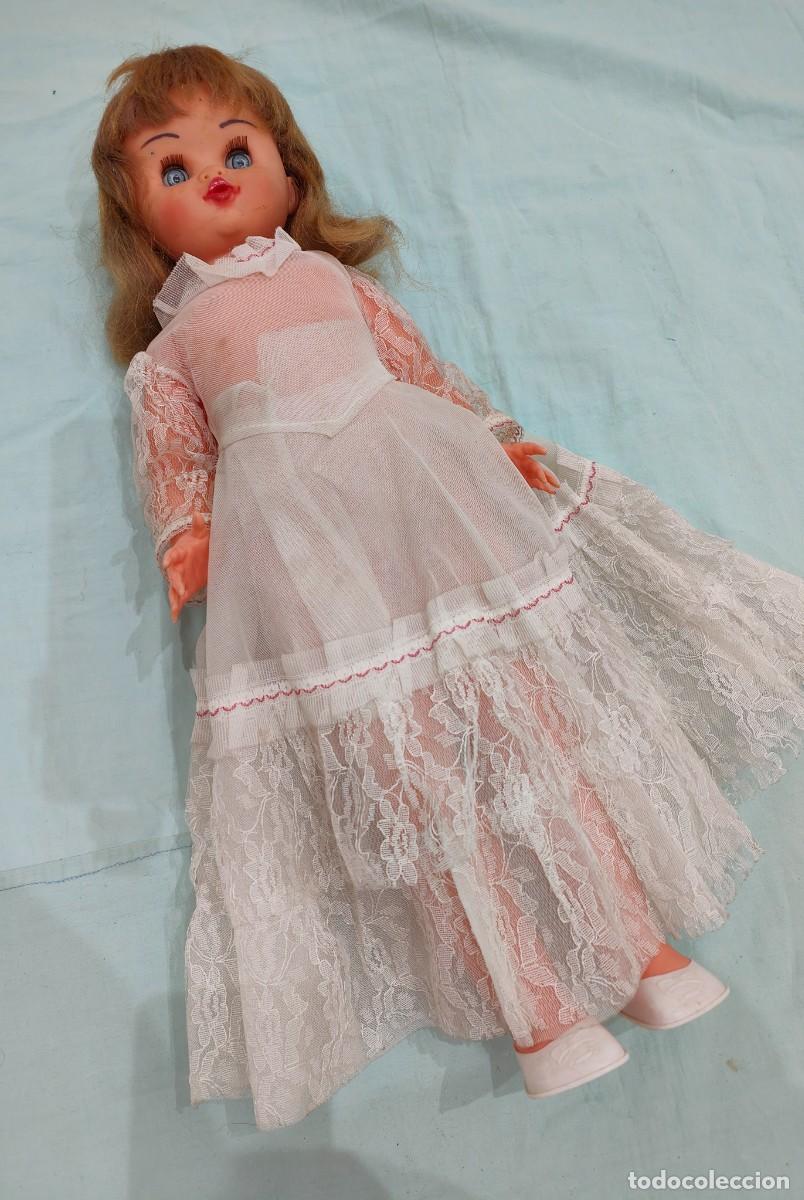 Mu&ntilde;ecas espa&ntilde;olas modernas: Mu&ntilde;eca de T&oacute;mbola. 57 ctms - Foto 2