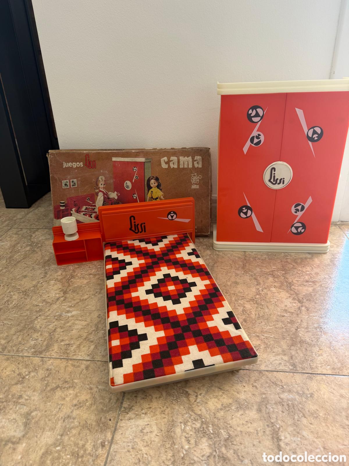 Mu&ntilde;ecas espa&ntilde;olas modernas: Cama y armario Lissi - Foto 1