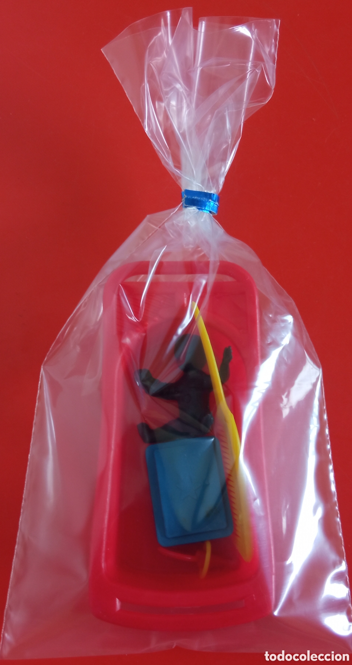 Mu&ntilde;ecas Espa&ntilde;olas Modernas: MINI BA&Ntilde;ERA CON MU&Ntilde;ECO Y ACCESORIOS.JUGUETES MEZQUITA 60'S.NUEVO.