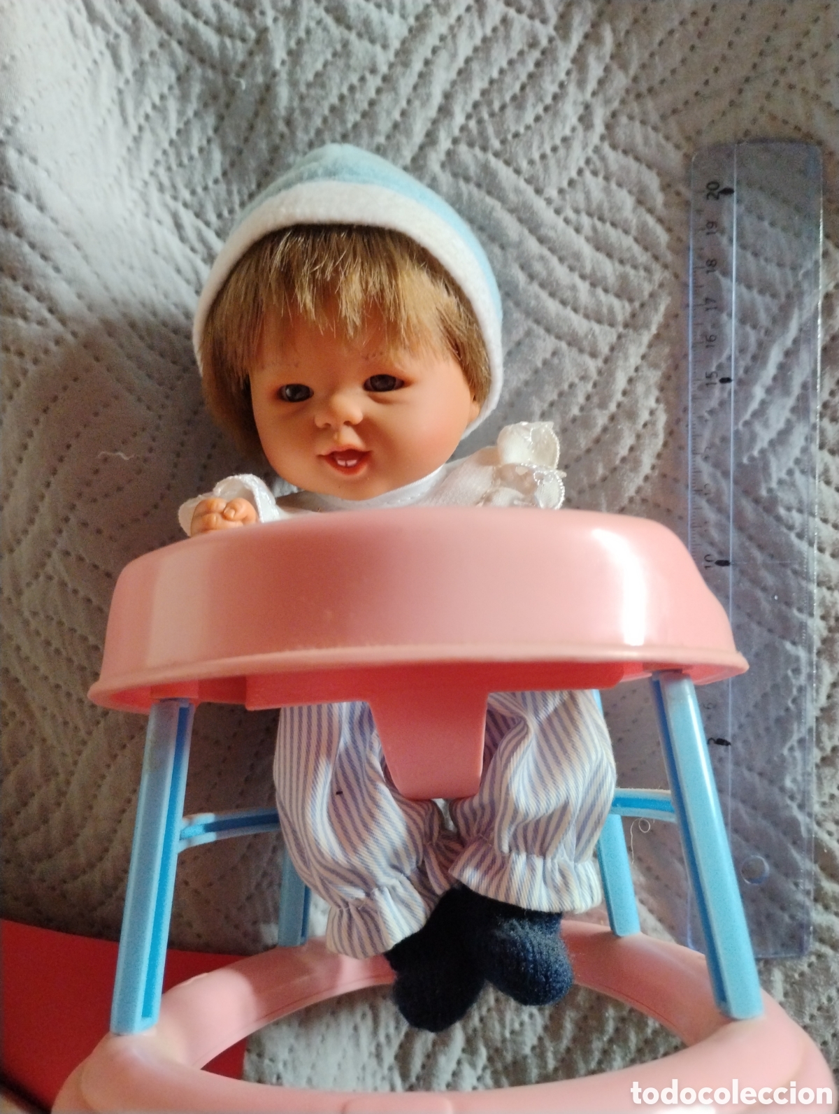 Mu&ntilde;ecas Espa&ntilde;olas Modernas: Mu&ntilde;eco de D'nenes en su andador.