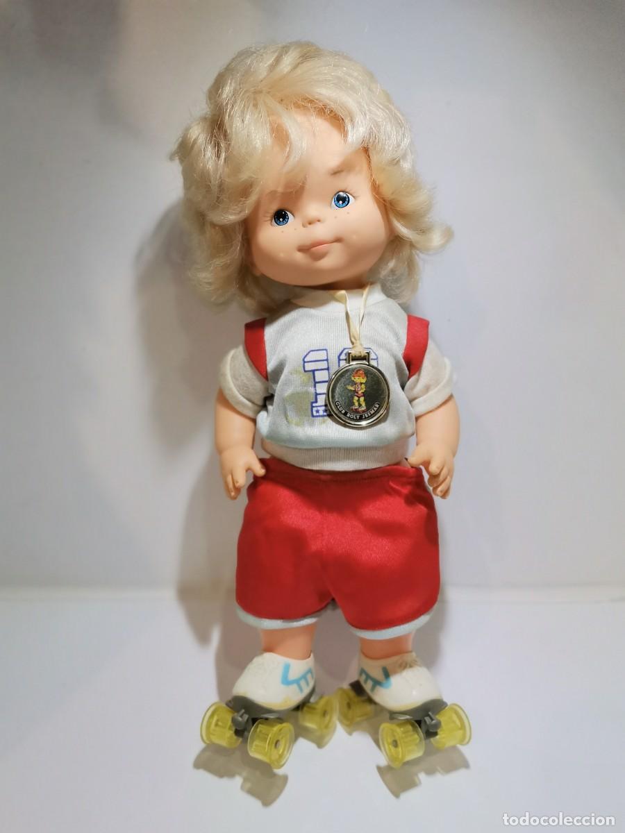 Mu&ntilde;ecas Espa&ntilde;olas Modernas: mu&ntilde;eca roly patinadora