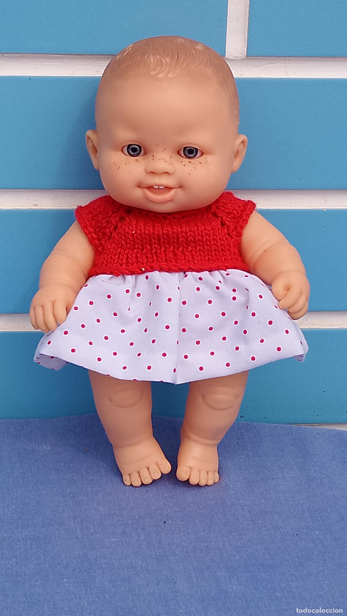 Mu&ntilde;ecas Espa&ntilde;olas Modernas: Antigua mu&ntilde;eca beb&eacute; pecosa Sara de Los Peques de Paola Reina de 21 cm