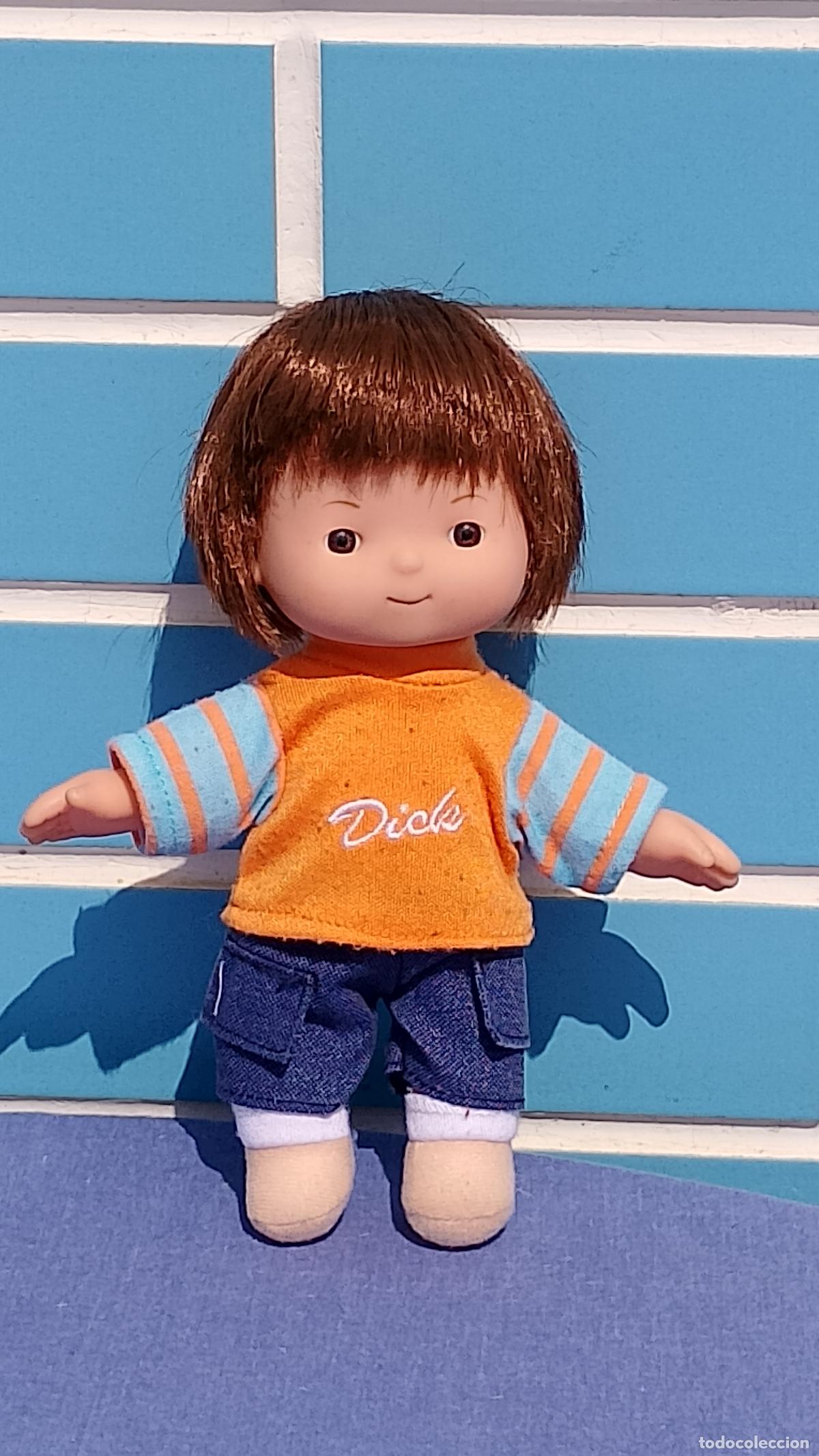 Mu&ntilde;ecas Espa&ntilde;olas Modernas: Antiguo mu&ntilde;eco blandito de goma y trapo