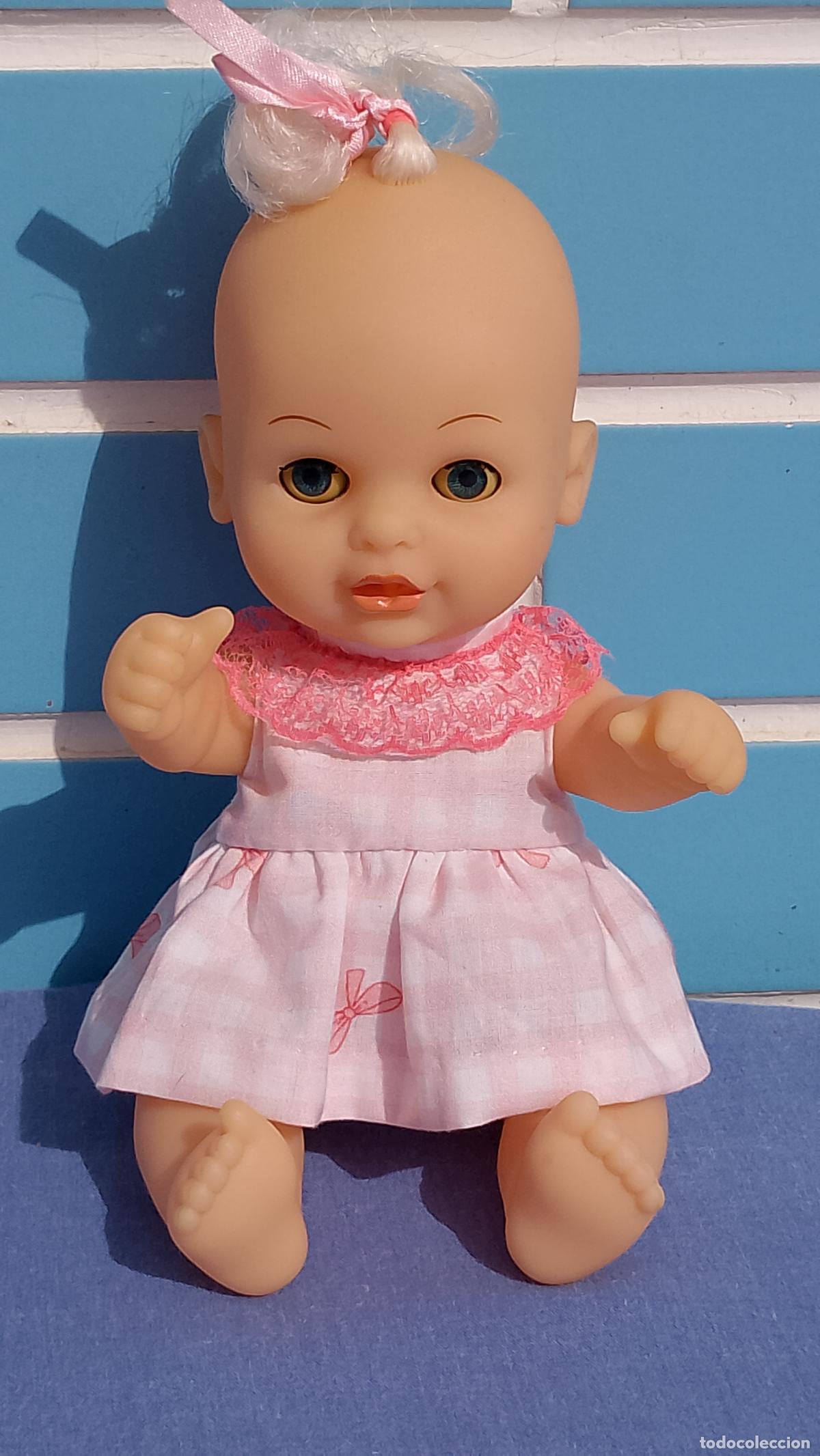 Mu&ntilde;ecas Espa&ntilde;olas Modernas: Antigua mu&ntilde;eca beb&eacute; de goma articulada