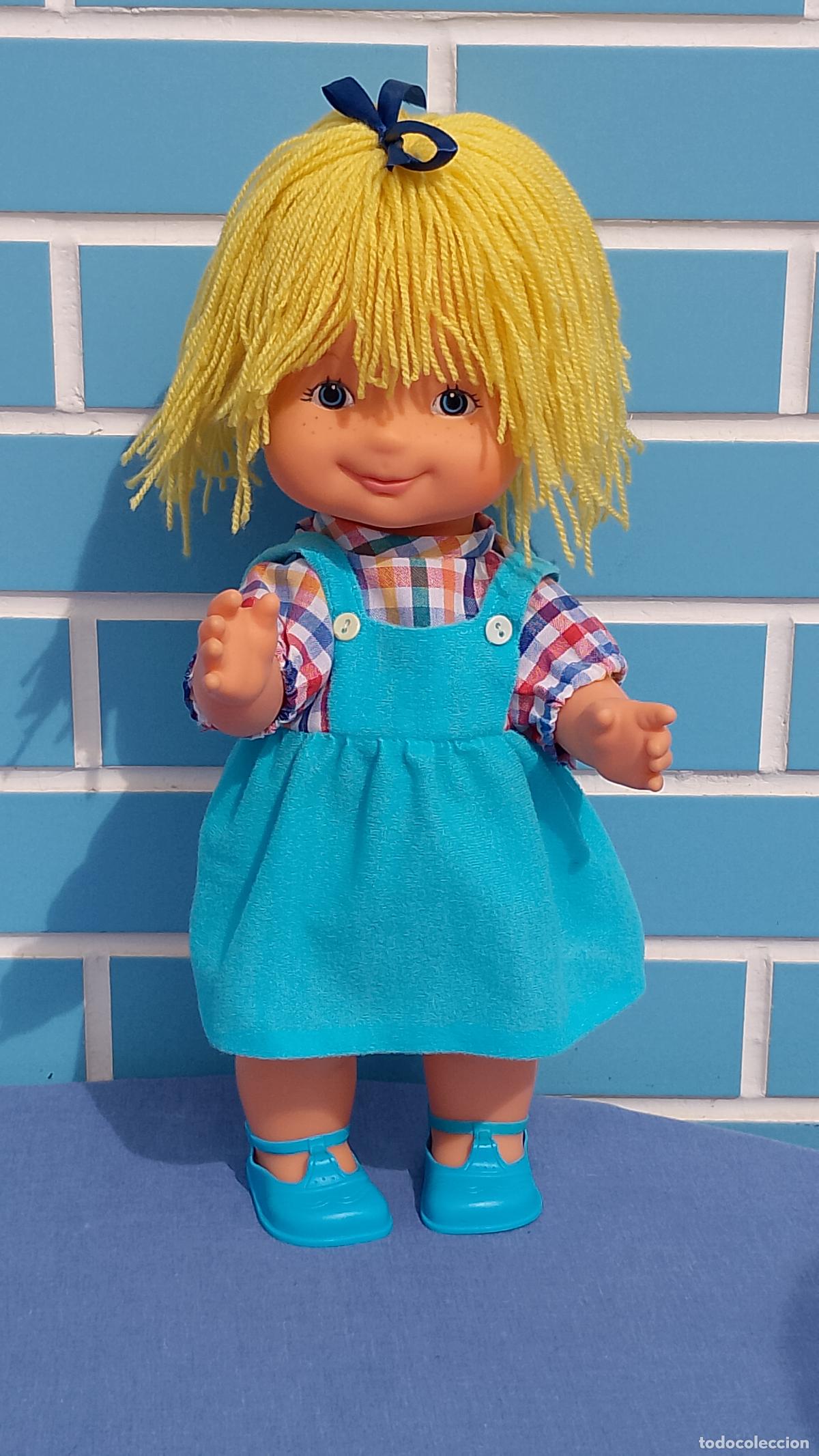 Mu&ntilde;ecas Espa&ntilde;olas Modernas: Antigua mu&ntilde;eca Melenitas Corta y Crece de Toyse, a&ntilde;os 70