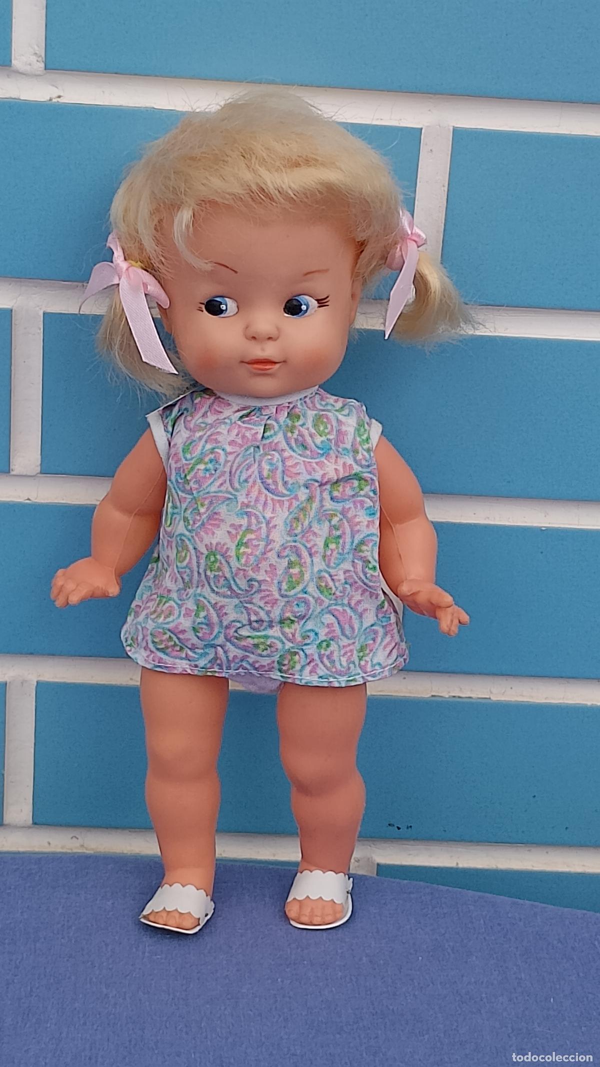 Mu&ntilde;ecas Espa&ntilde;olas Modernas: Antigua mu&ntilde;eca de Silqui que mueve la cabeza