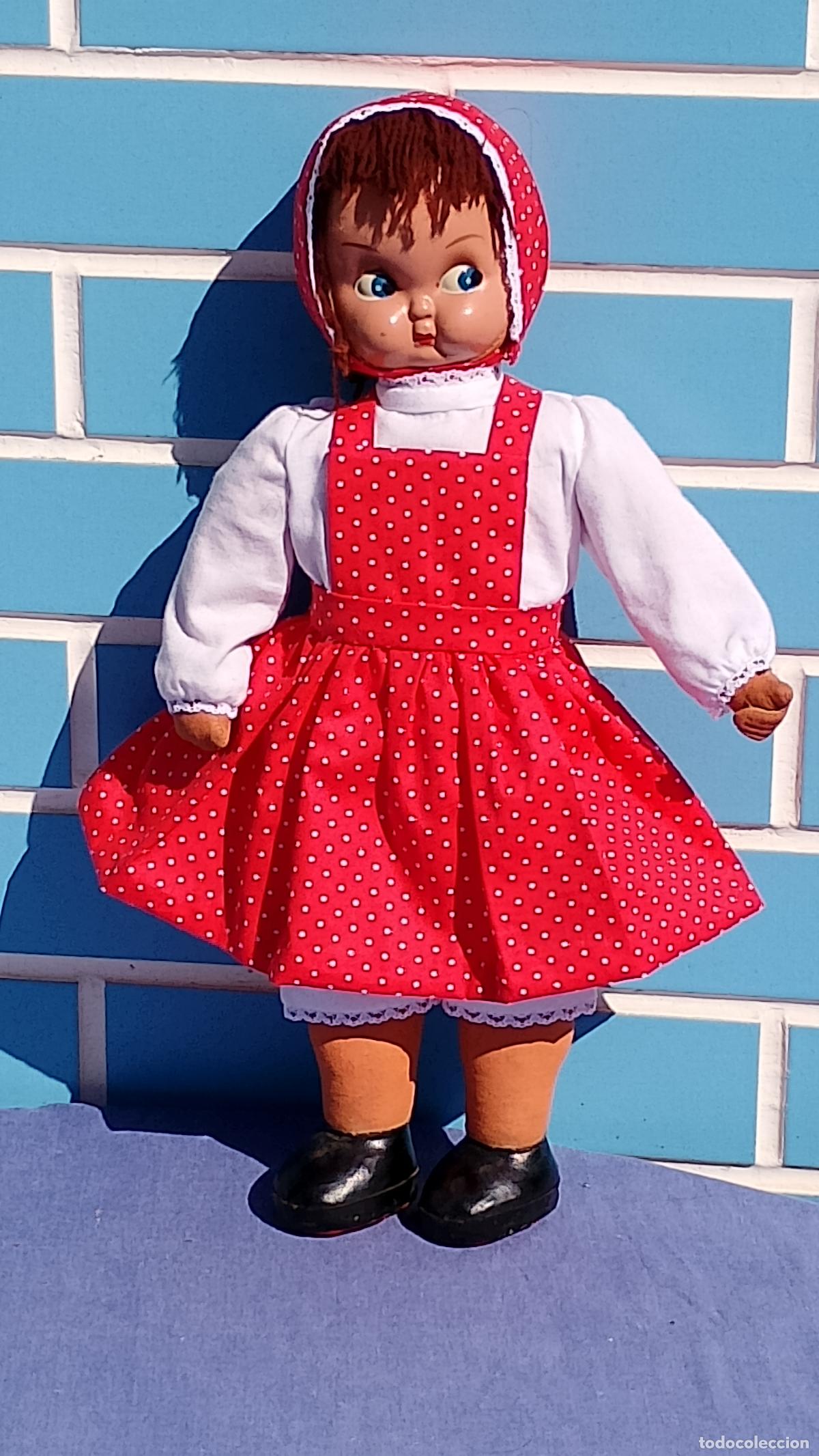 Mu&ntilde;ecas Espa&ntilde;olas Modernas: Antigua mu&ntilde;eca de tela con cara de celuloide