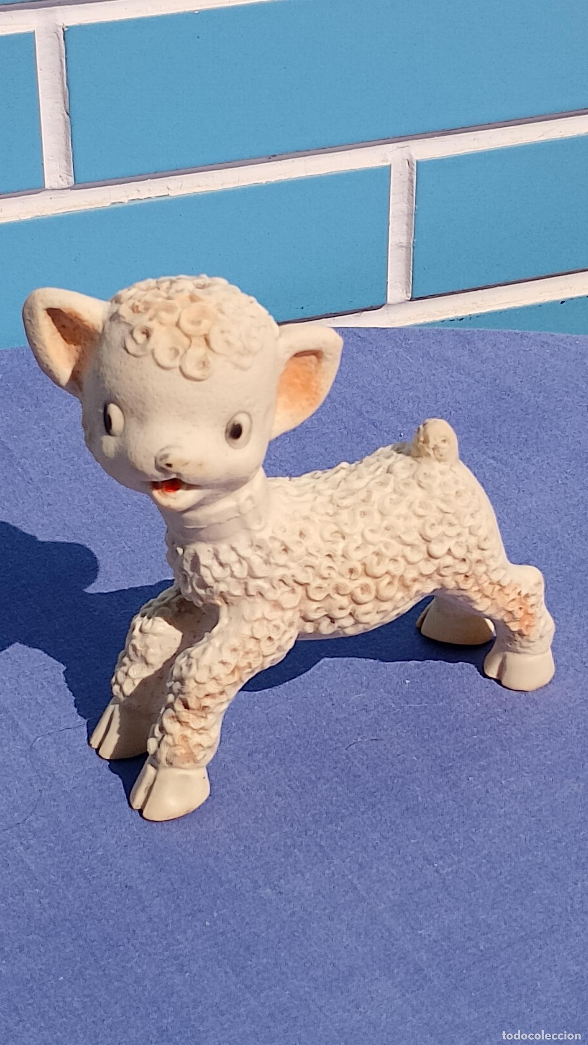 Mu&ntilde;ecas Espa&ntilde;olas Modernas: Antiguo mu&ntilde;eco ingl&eacute;s de goma Oveja de Combex Creations de estilo kitsch