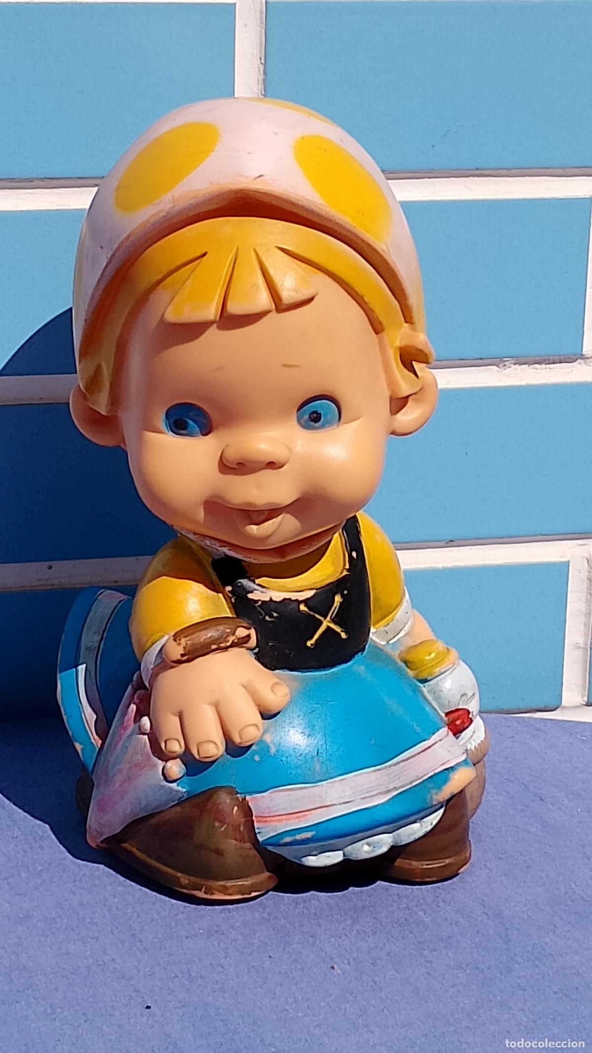 Mu&ntilde;ecas Espa&ntilde;olas Modernas: Antigua mu&ntilde;eca juguete de goma Ni&ntilde;a Campesina Colecci&oacute;n Typo's de b.b., a&ntilde;os 70