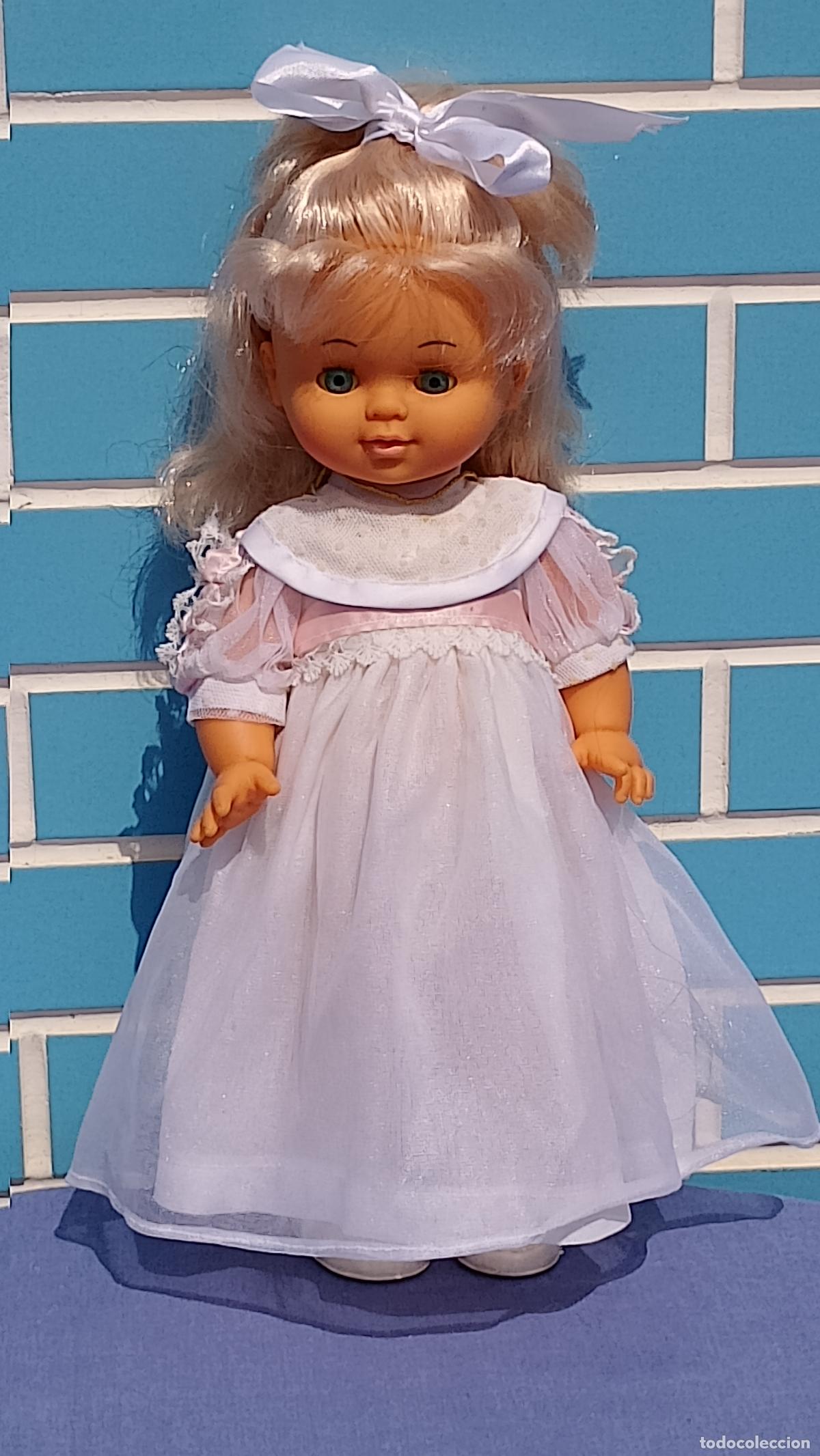 Mu&ntilde;ecas Espa&ntilde;olas Modernas: Antigua mu&ntilde;eca Paloma de b.b. de comuni&oacute;n