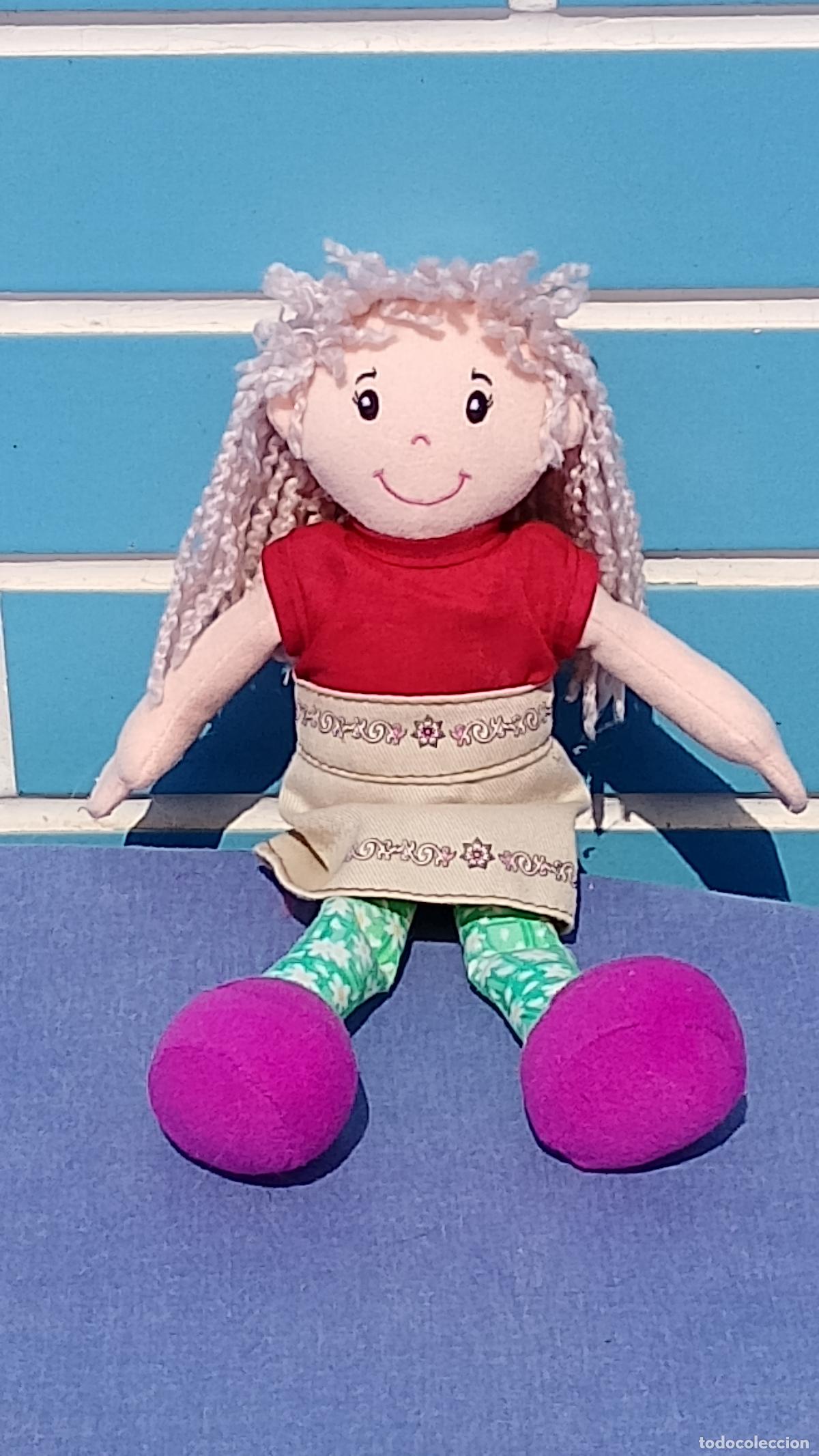 Mu&ntilde;ecas Espa&ntilde;olas Modernas: Antigua mu&ntilde;eca blandita estilo Groovy Girls