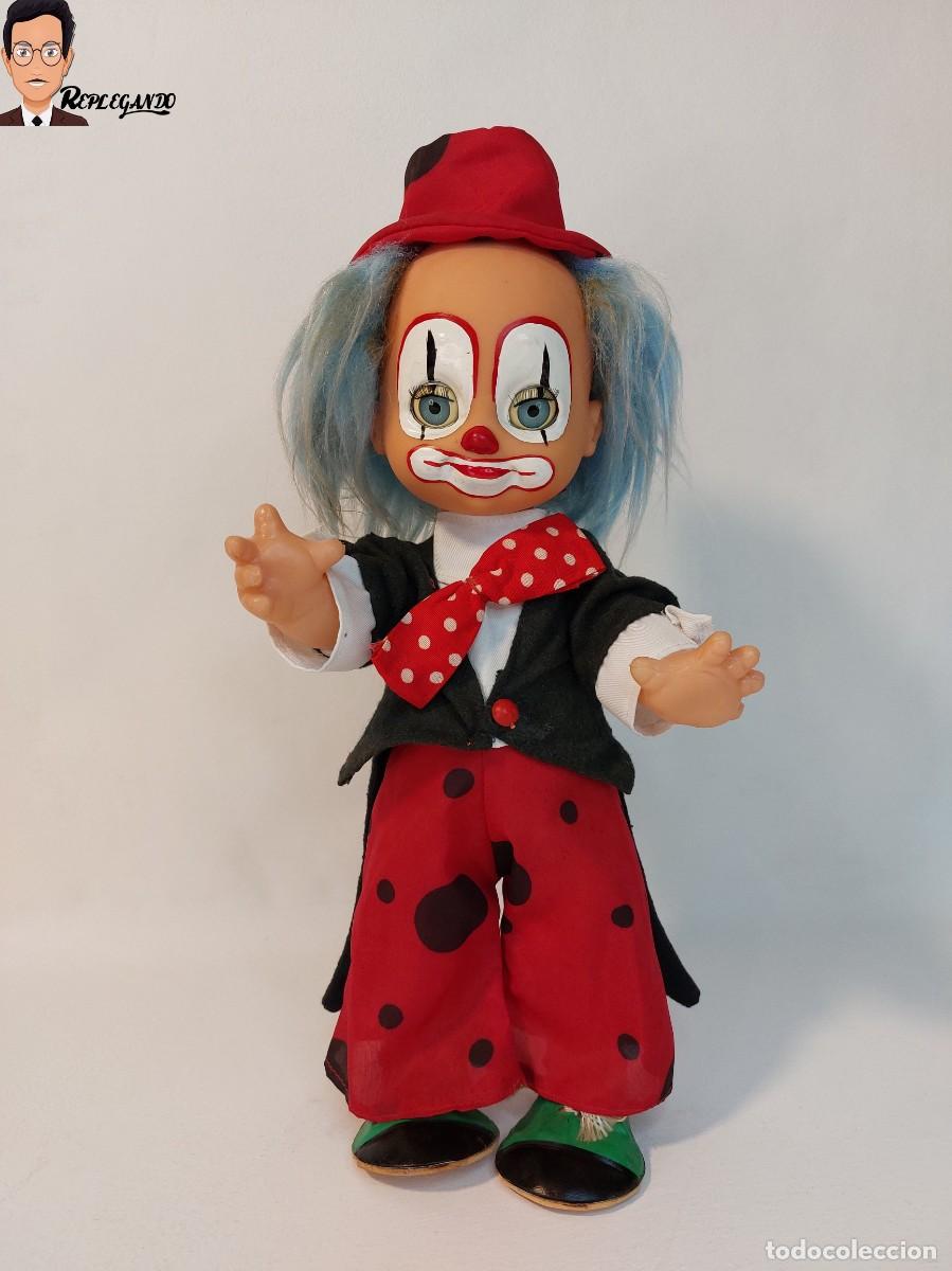 Mu&ntilde;ecas Espa&ntilde;olas Modernas: MU&Ntilde;ECO PAYASO SONRIENTE A&Ntilde;OS 70 CON FRAC, CHISTERA Y PAJARITA / JUGUETE ESPA&Ntilde;OL VINTAGE