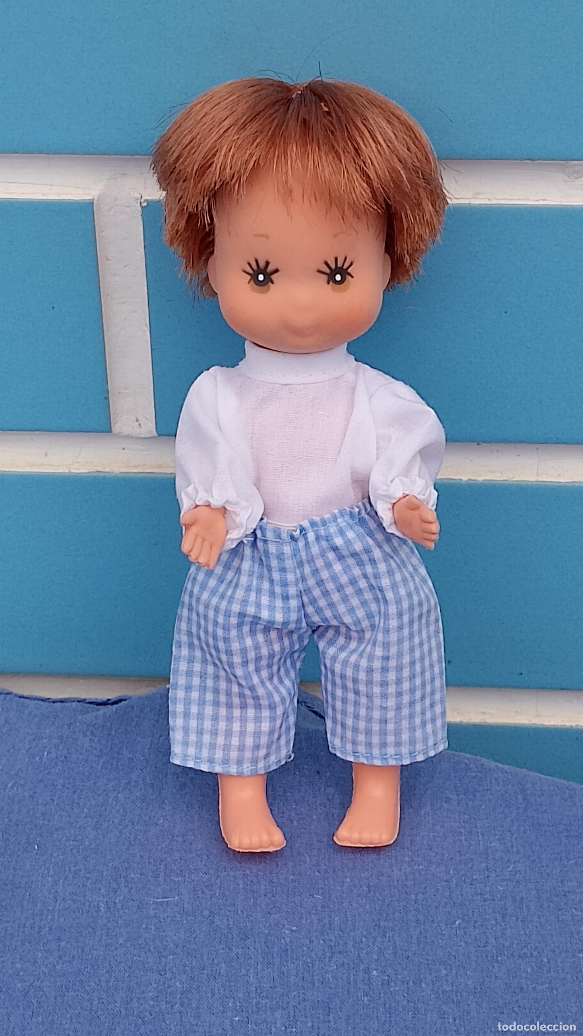 Mu&ntilde;ecas Espa&ntilde;olas Modernas: Mu&ntilde;eca antigua Laura de las monta&ntilde;as de Toyse