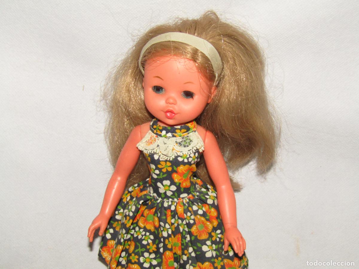 Mu&ntilde;ecas Espa&ntilde;olas Modernas: Antigua Mu&ntilde;eca CORE de Mu&ntilde;ecas BB ONIL de Alicante