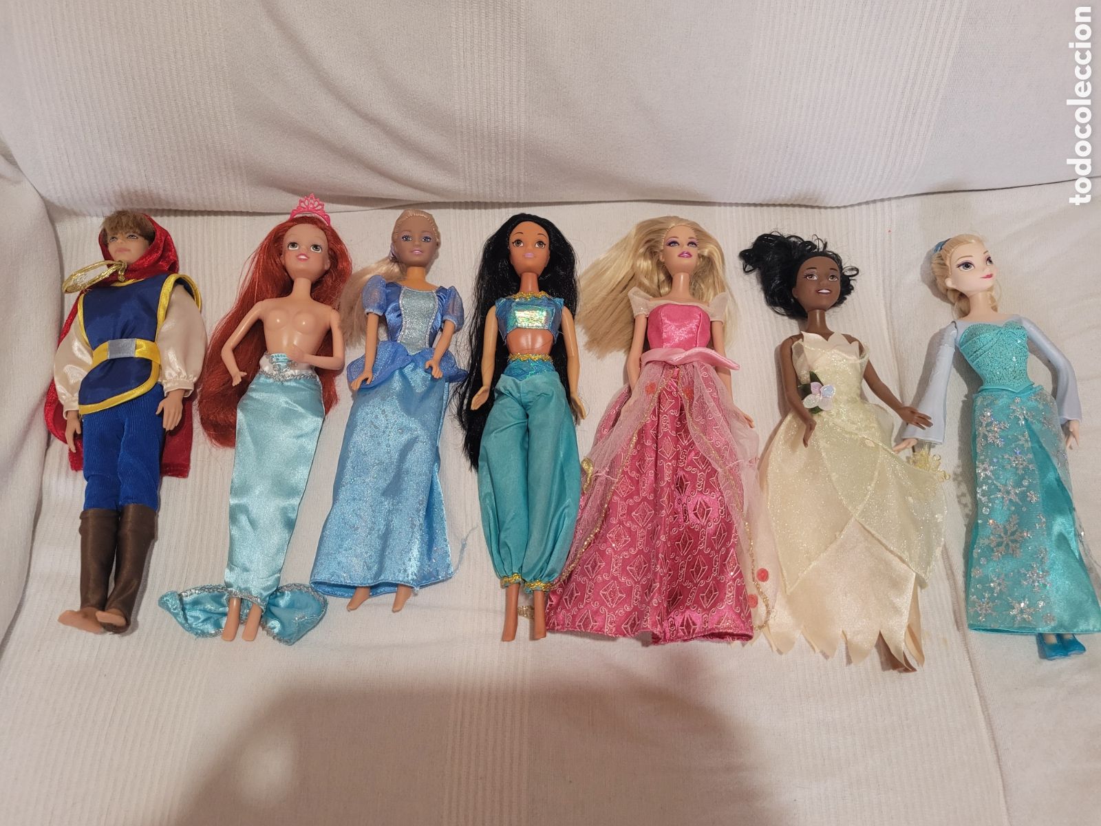 Bambole Spagnole Moderne: Mu&ntilde;ecas usadas Barbie y ropa
