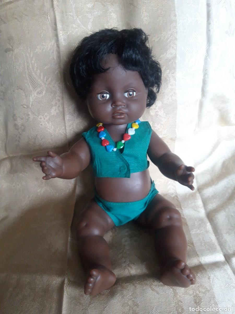 Mu&ntilde;ecas Espa&ntilde;olas Modernas: Mu&ntilde;eca negra Panchita, de Gama, hacia 1970.