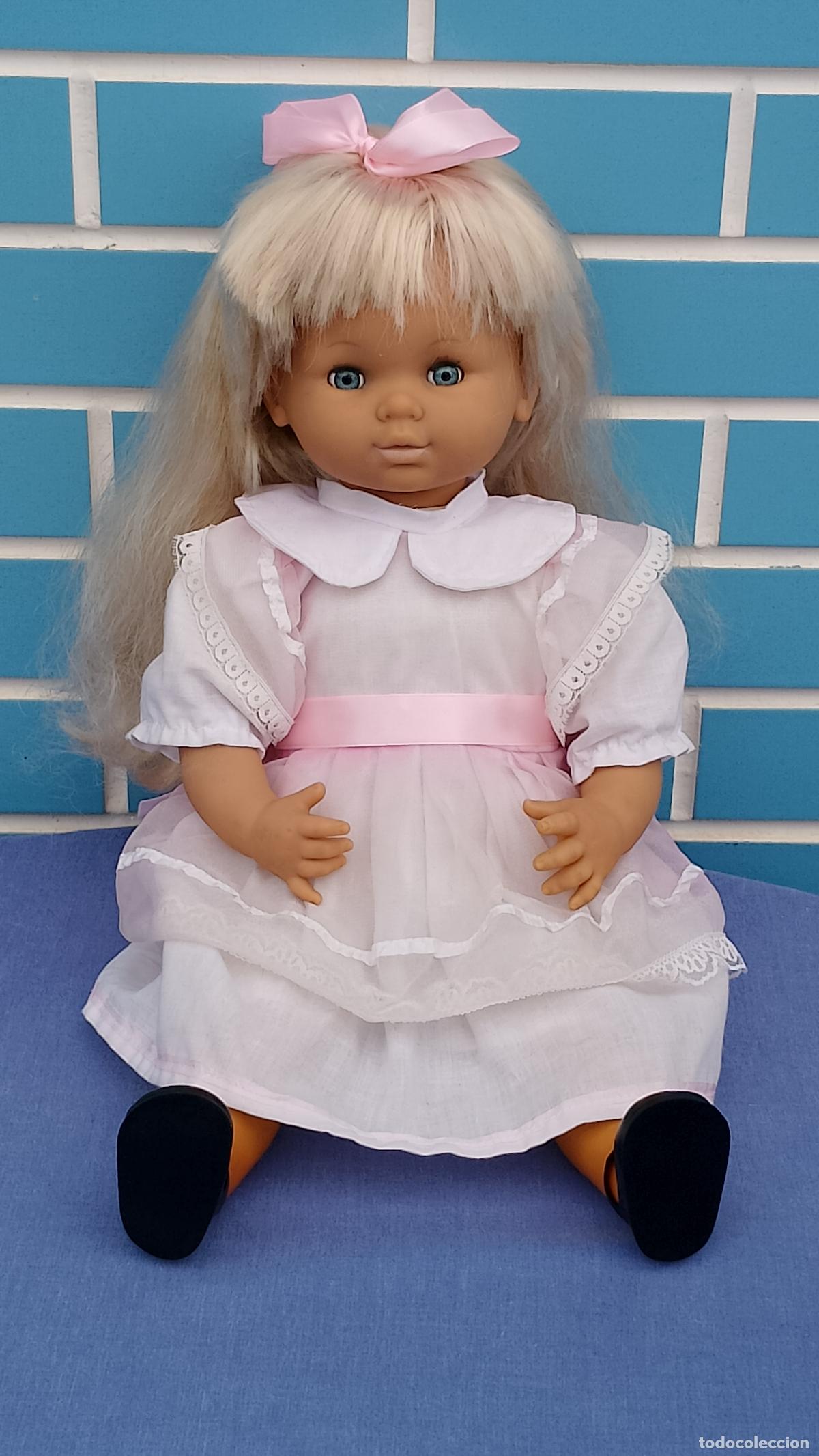 Mu&ntilde;ecas Espa&ntilde;olas Modernas: Antigua mu&ntilde;eca Lacitos rubia de Jesmar, con mecanismo crecepelo