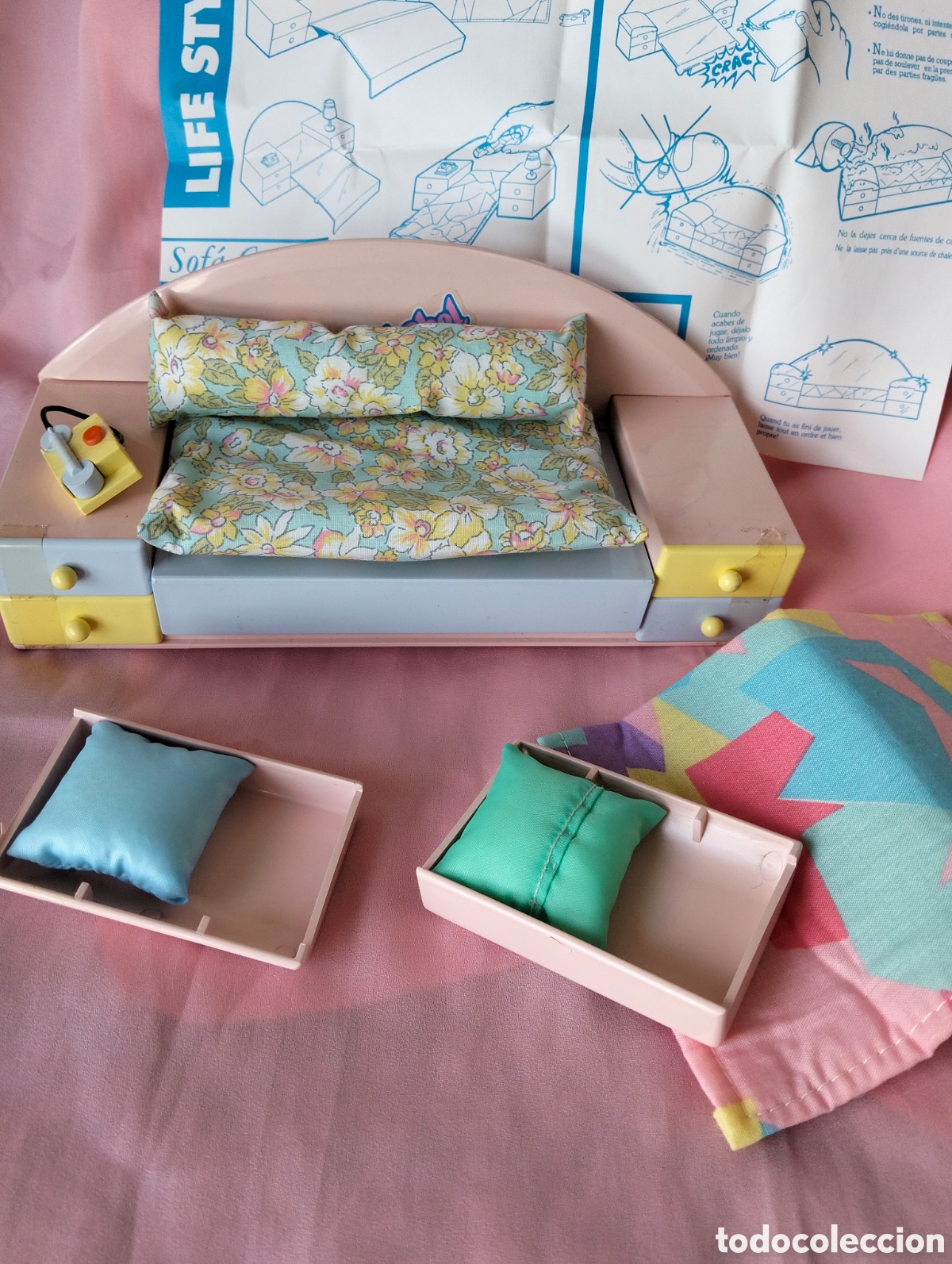 Mu&ntilde;ecas espa&ntilde;olas modernas: CHABEL SOFA CAMA NUEVO EN CAJA - Foto 1
