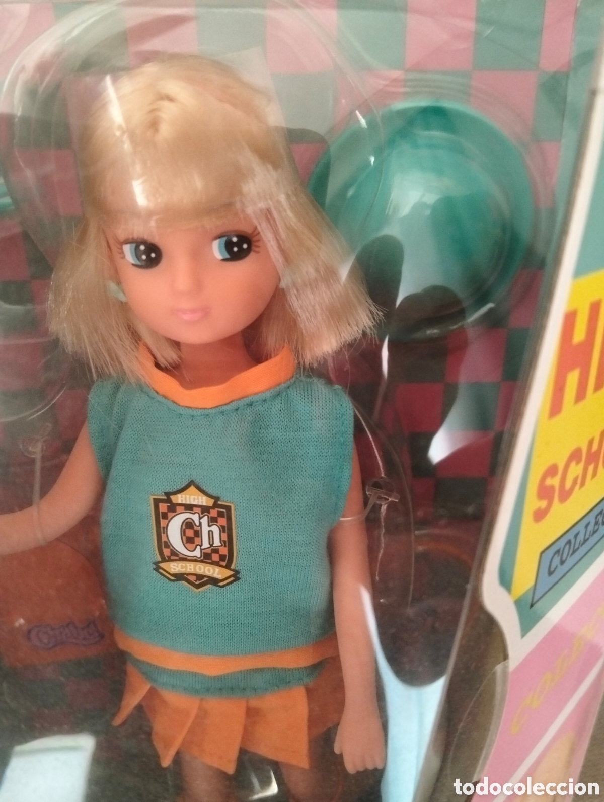 Poup&eacute;es Espagnoles Modernes: CHABELHIGH SCHOOL DE FAMOSA