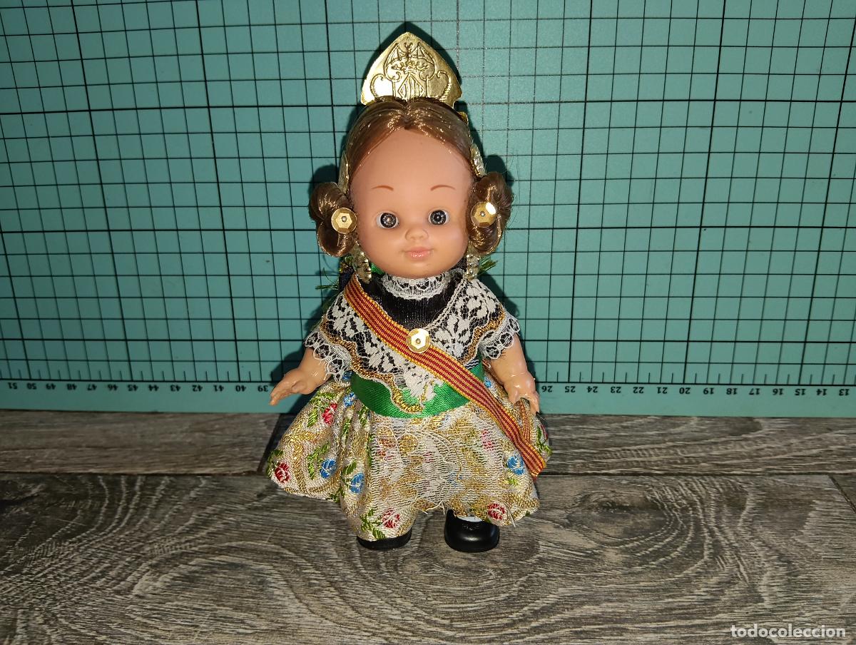 Mu&ntilde;ecas Espa&ntilde;olas Modernas: Bonita mu&ntilde;eca fallera valenciana Onil
