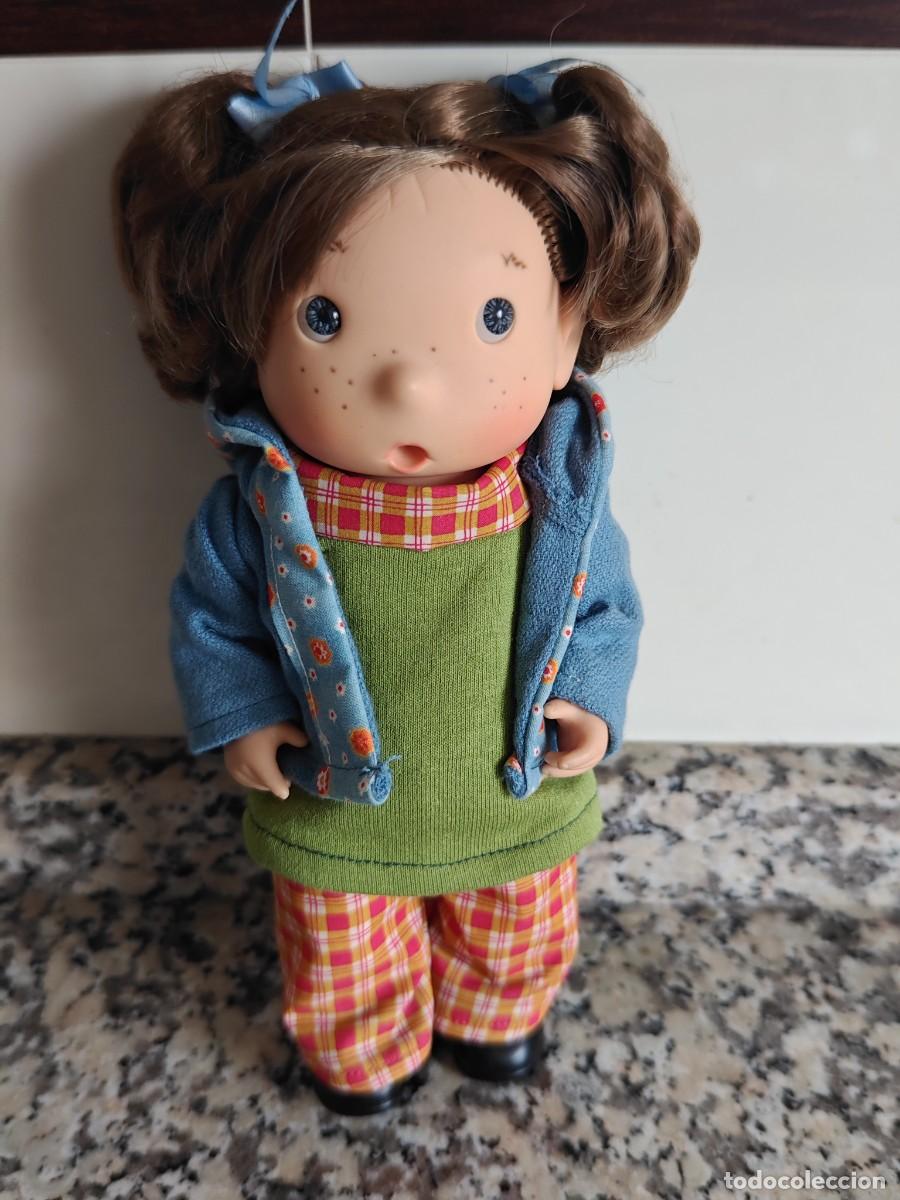 Mu&ntilde;ecas espa&ntilde;olas modernas: Mu&ntilde;eca TILINA de Magic Baby - Foto 1