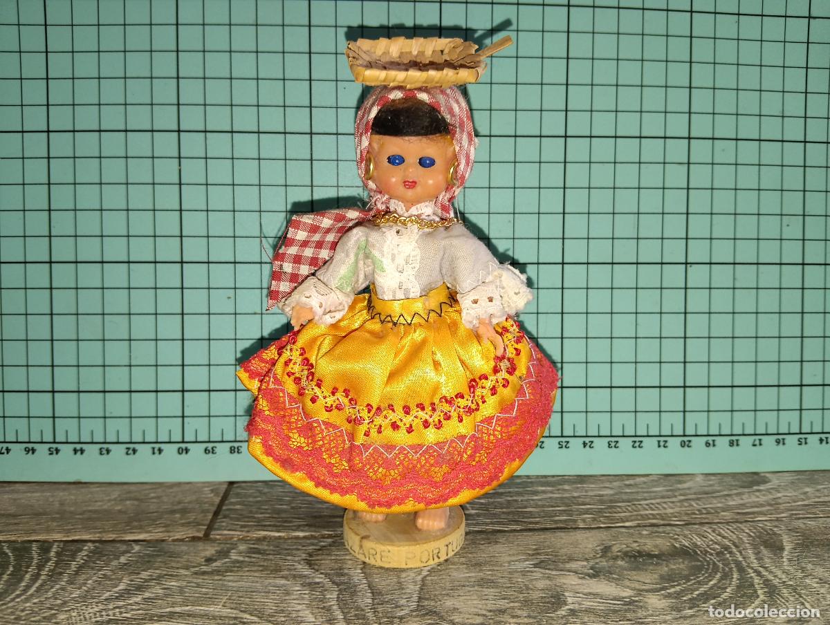 Mu&ntilde;ecas Espa&ntilde;olas Modernas: Mu&ntilde;eca De Colecci&oacute;n Traje Regional Portugu&eacute;s Nazar&eacute; Base De Madera