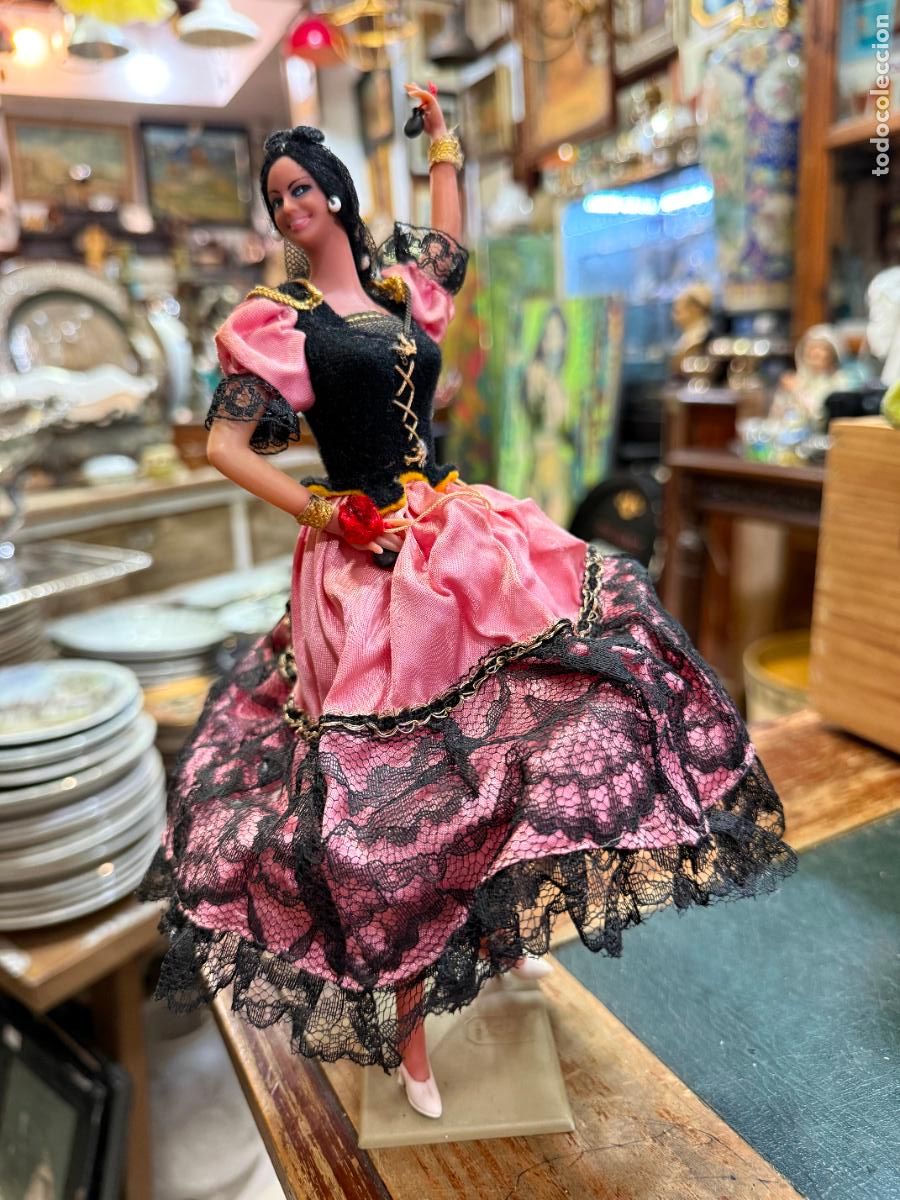 Mu&ntilde;ecas Espa&ntilde;olas Modernas: ANTIGUA MU&Ntilde;ECA DE MARIN CON TRAJE REGIONAL PICONERA DE CADIZ - SERIE MEDIDA 25 CM