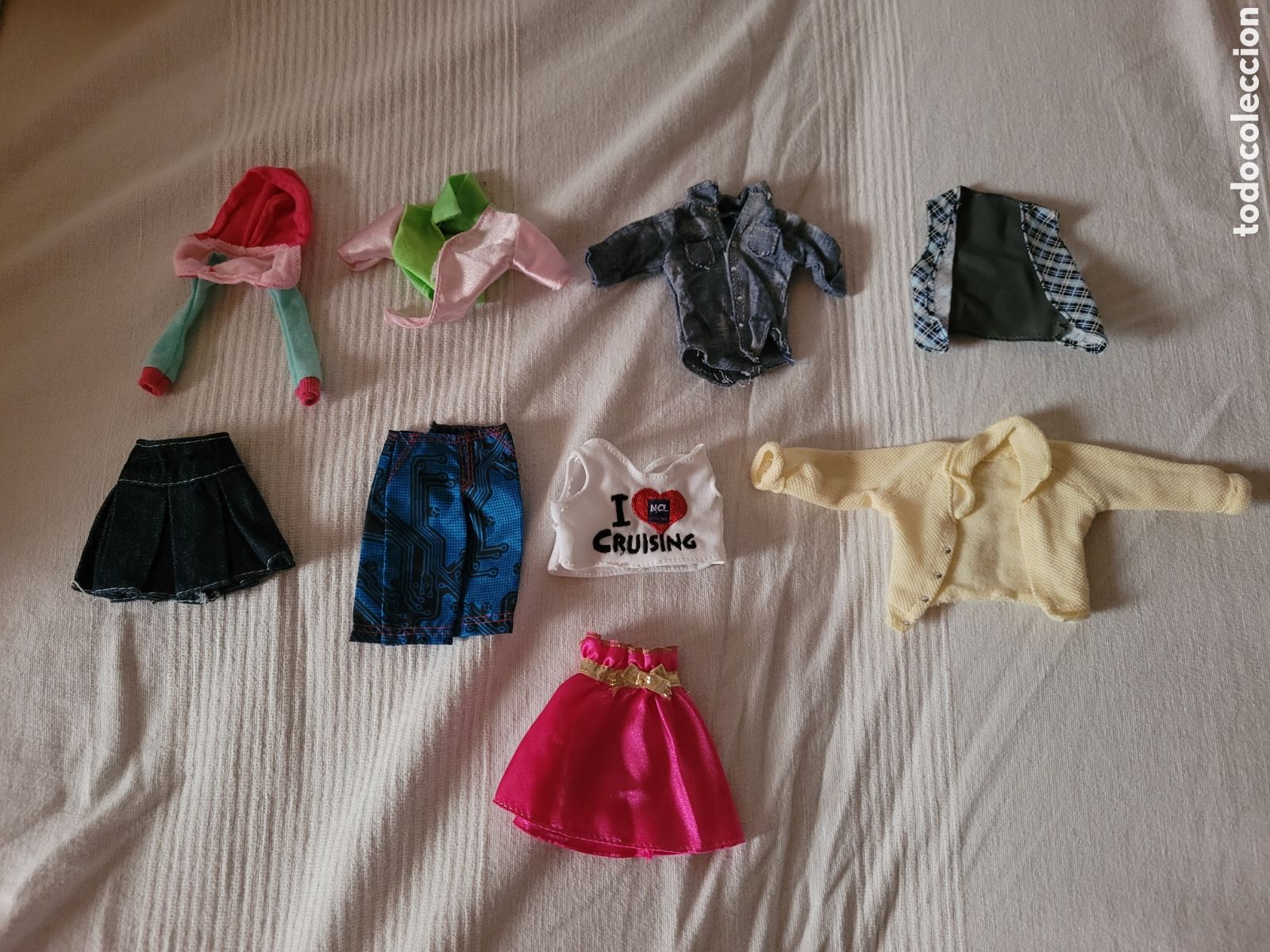 Mu&ntilde;ecas espa&ntilde;olas modernas: Mu&ntilde;ecas usadas Barbie y ropa - Foto 3