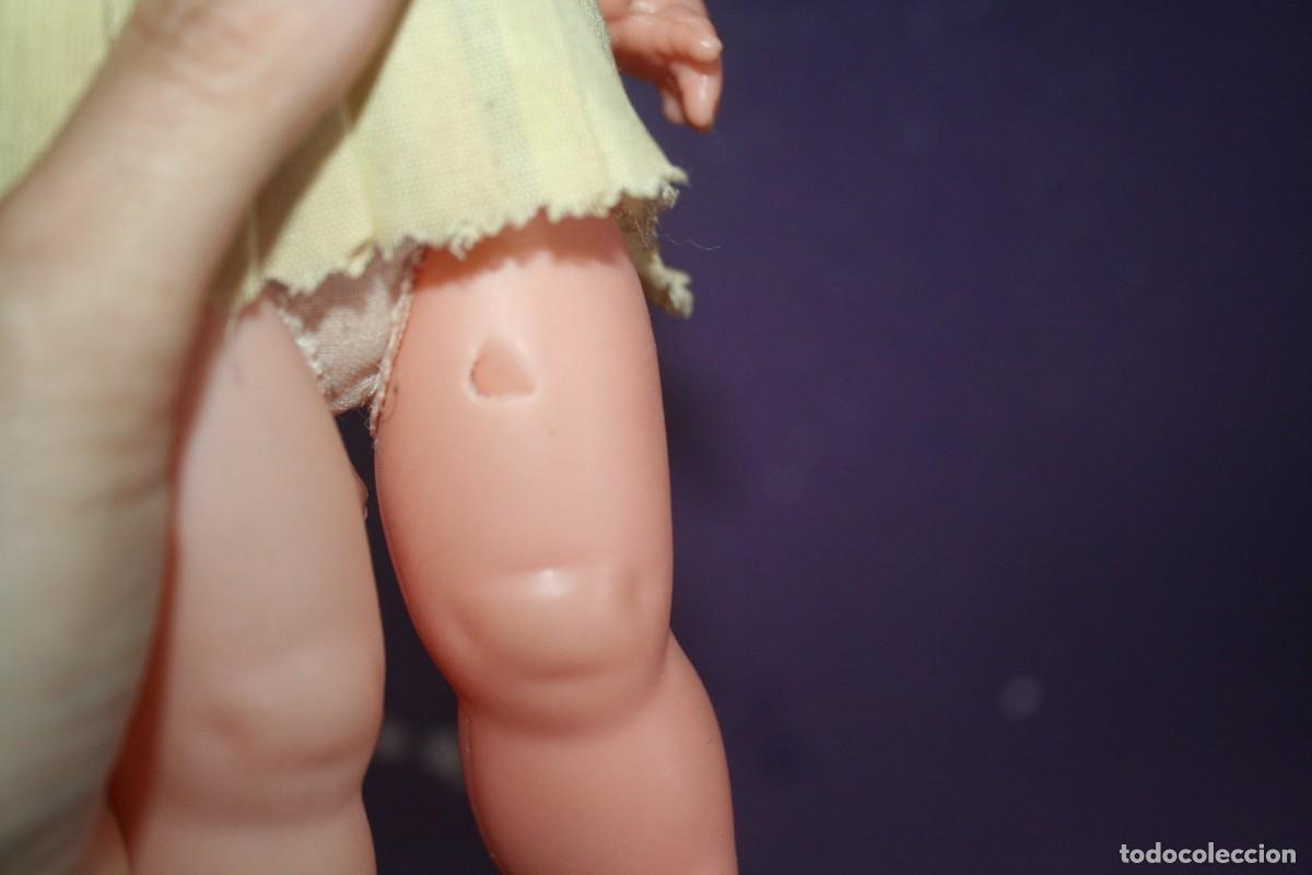 Mu&ntilde;ecas espa&ntilde;olas modernas: mu&ntilde;eco MU&Ntilde;ECA ANTIGUA PLASTICO - Foto 3