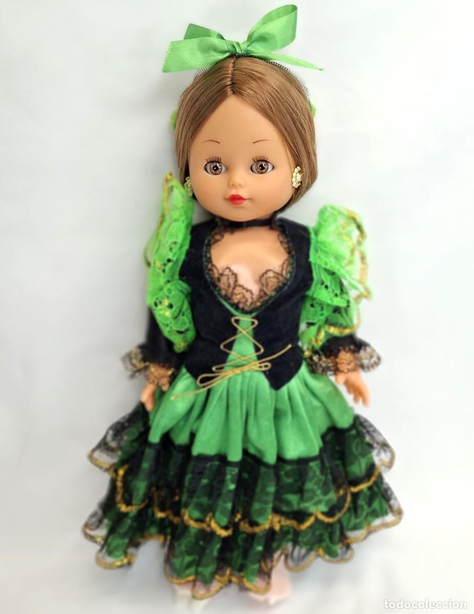 Mu&ntilde;ecas Espa&ntilde;olas Modernas: MU&Ntilde;ECA VESTIDA REGIONAL MARCA ONIL.
