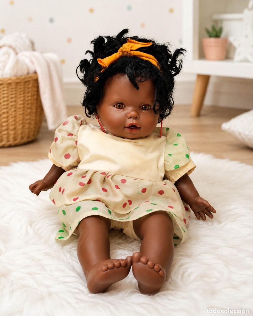 Mu&ntilde;ecas Espa&ntilde;olas Modernas: Preciosa mu&ntilde;eca negra vintage a&ntilde;os 60, Vestido original, 38 cm de altura