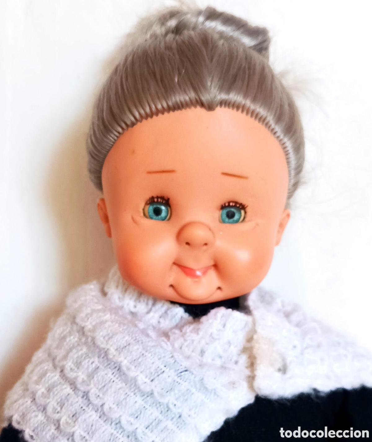 Bonecas Espanholas Modernas: Mu&ntilde;eca antigua Abuela de bb.